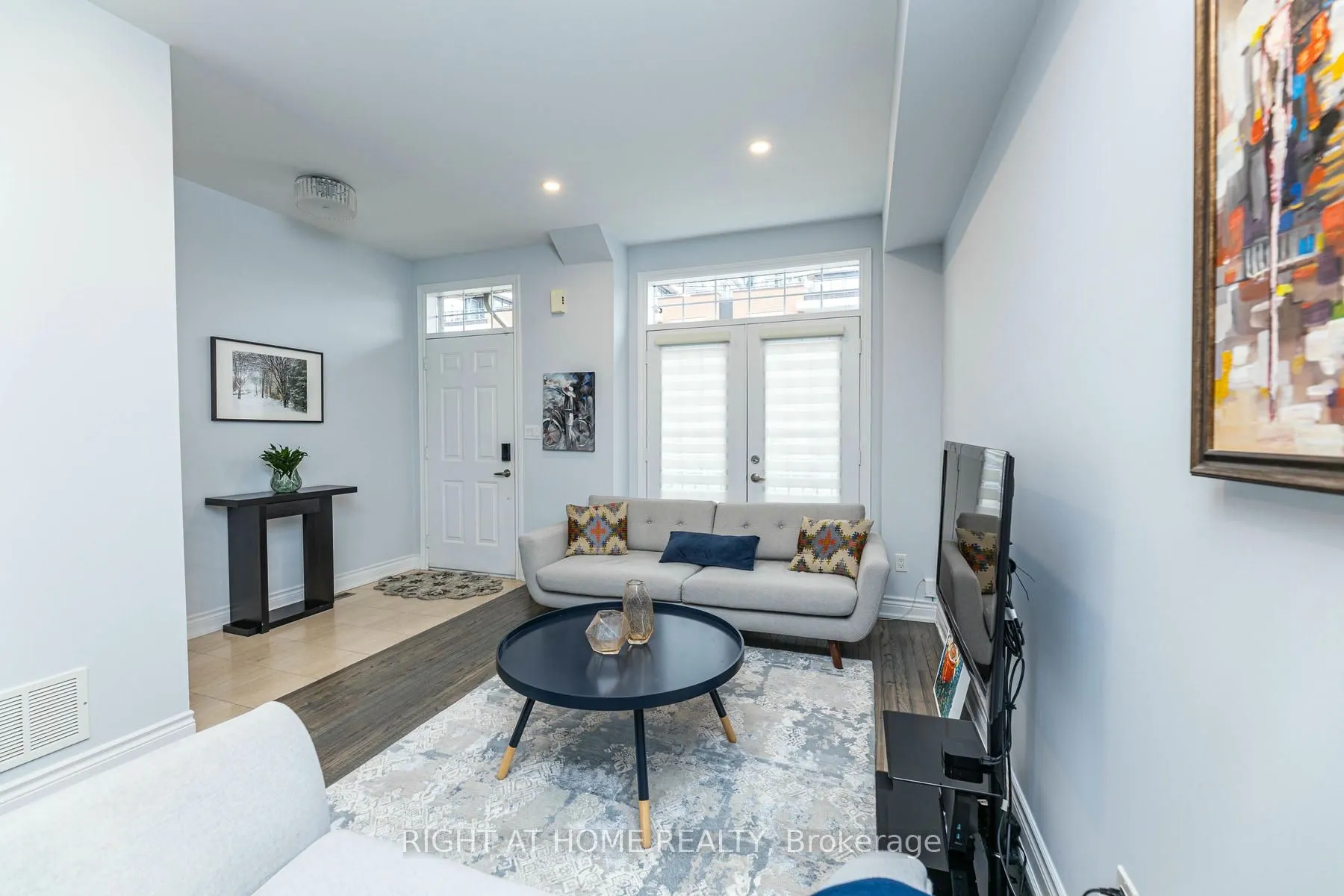 34 Horsham Avenue