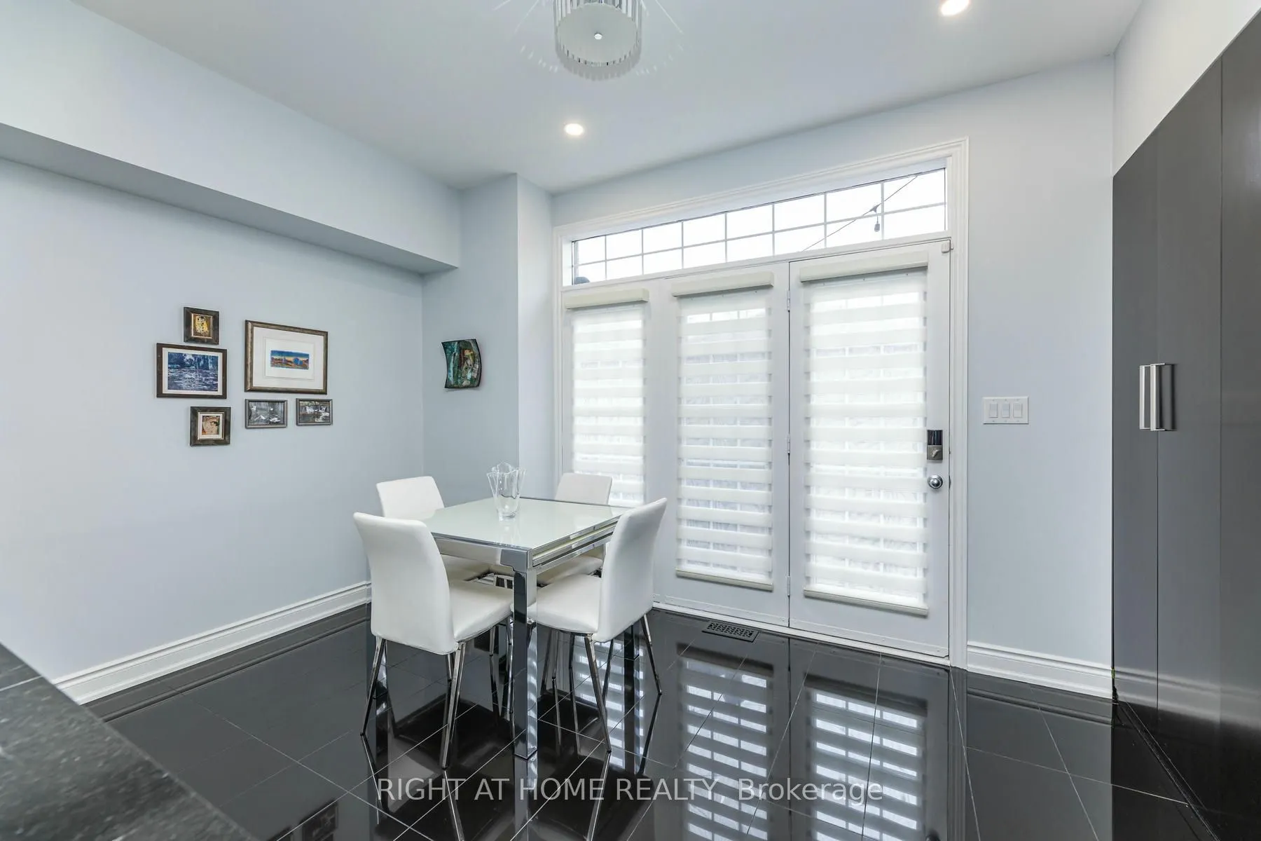34 Horsham Avenue