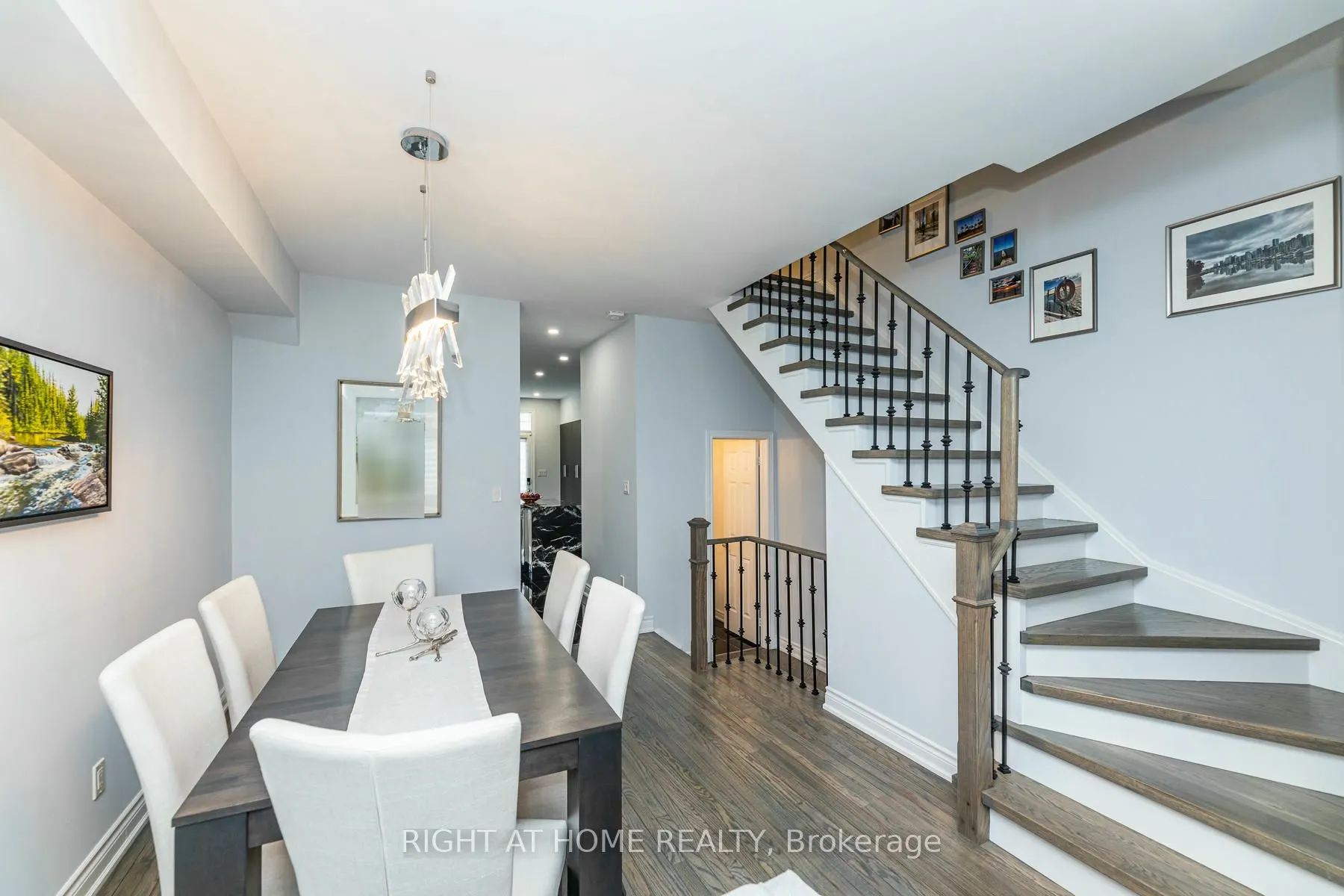 34 Horsham Avenue