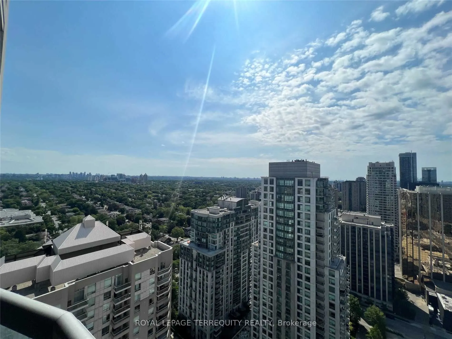 8 Hillcrest Avenue, #2915
