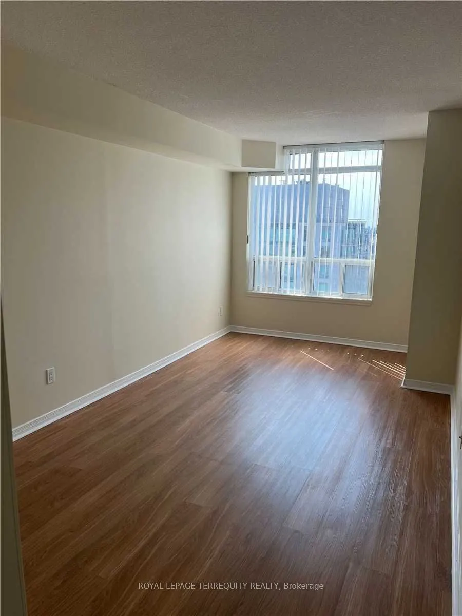 8 Hillcrest Avenue, #2915