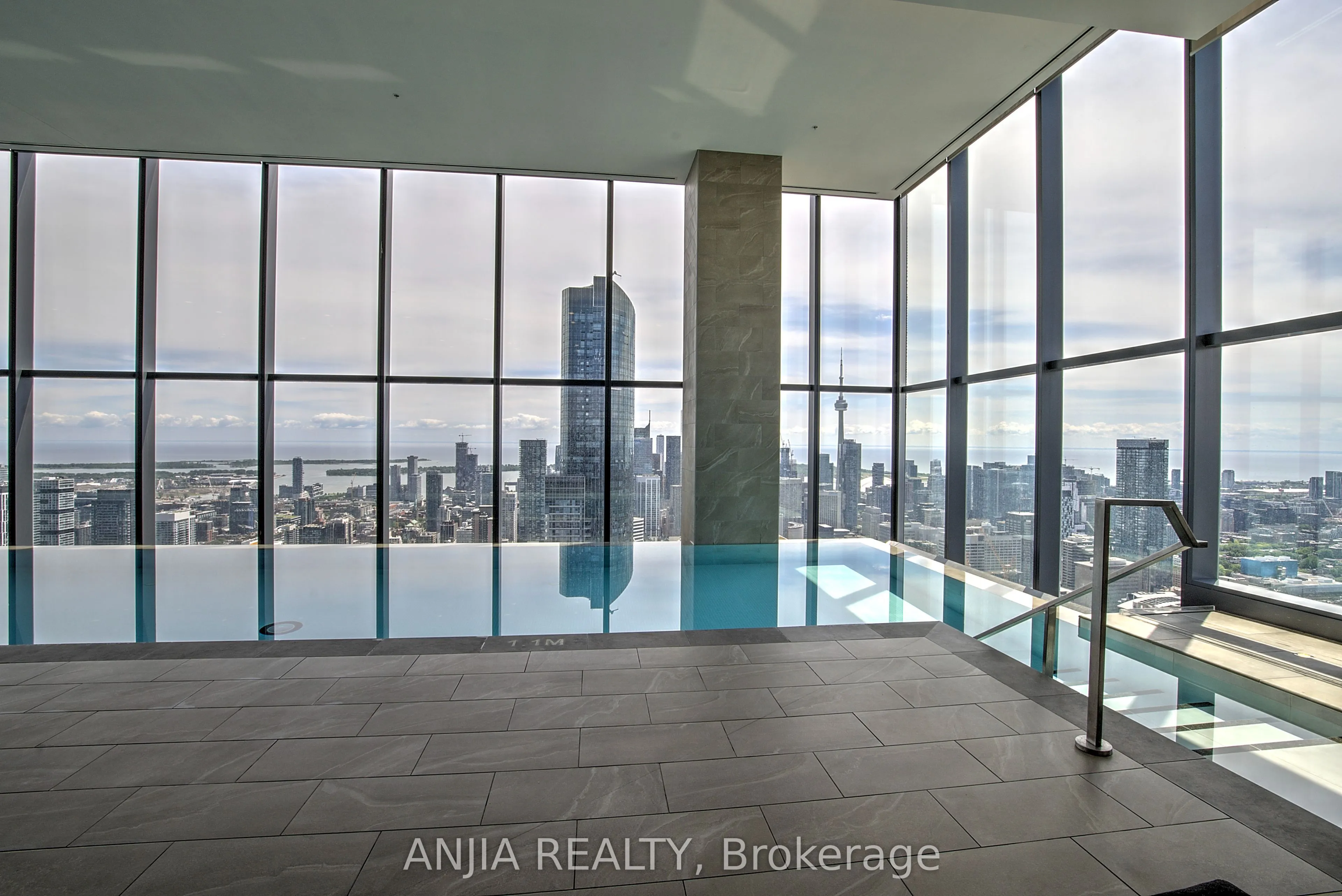 7 Grenville Street, #3008