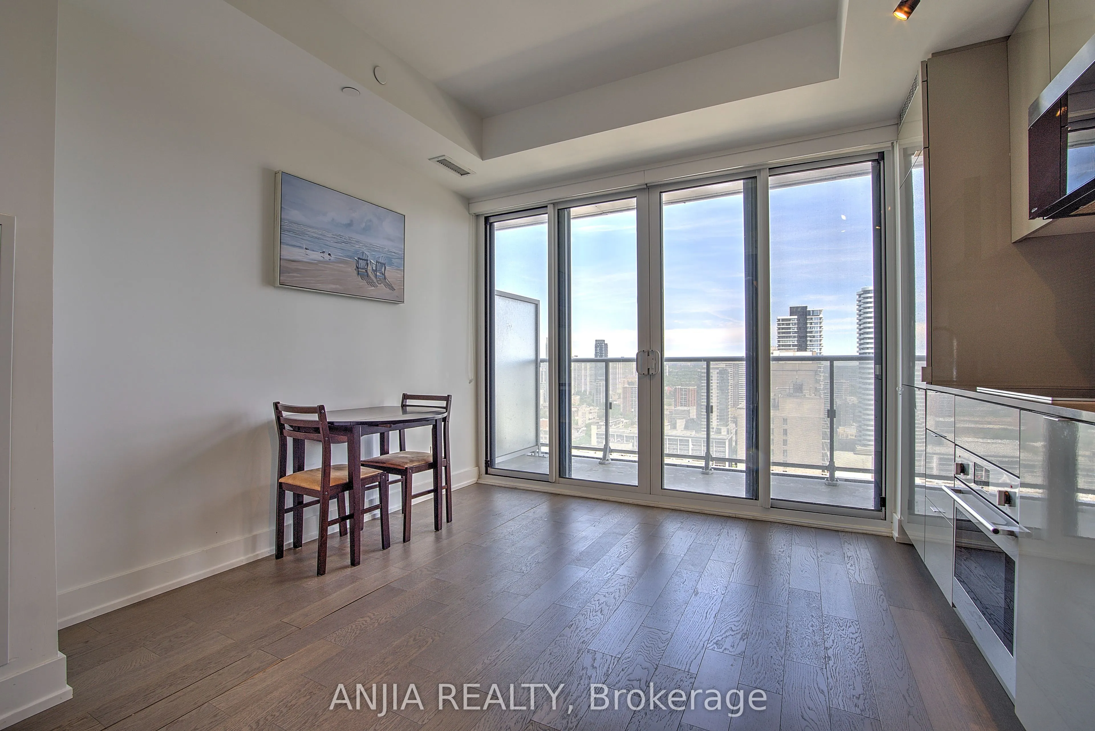 7 Grenville Street, #3008