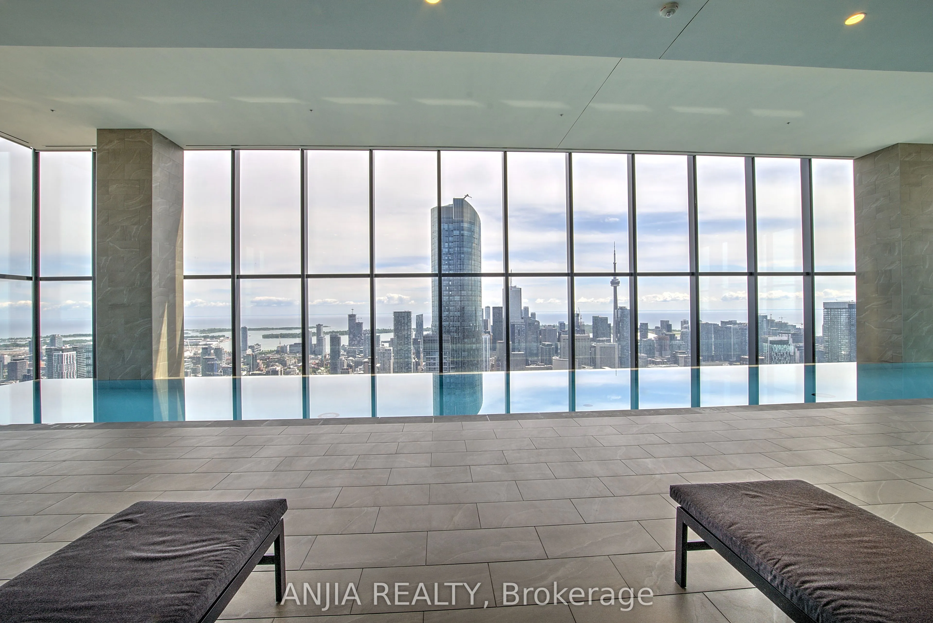 7 Grenville Street, #3008