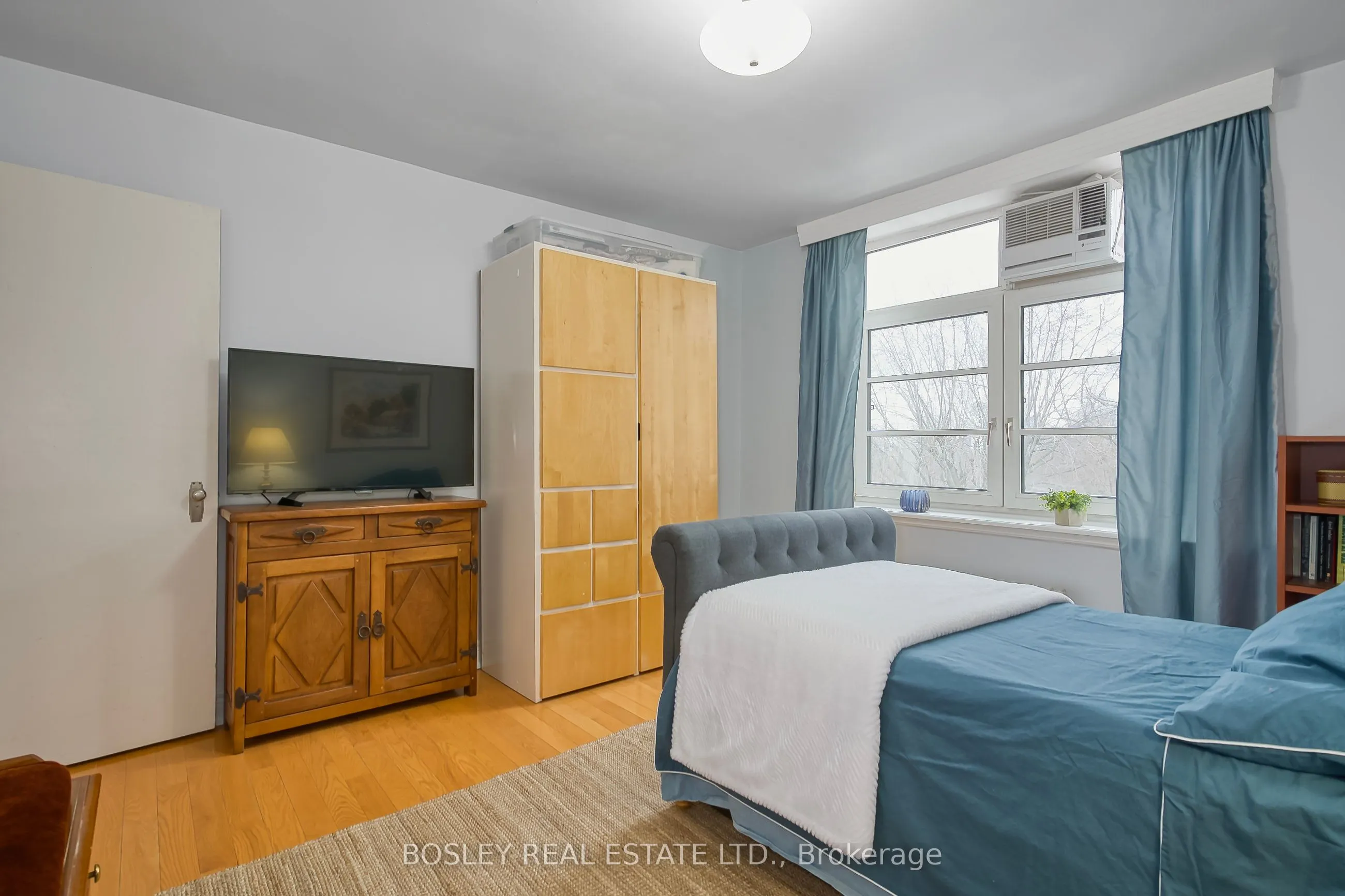 717 Eglinton Avenue W, #505