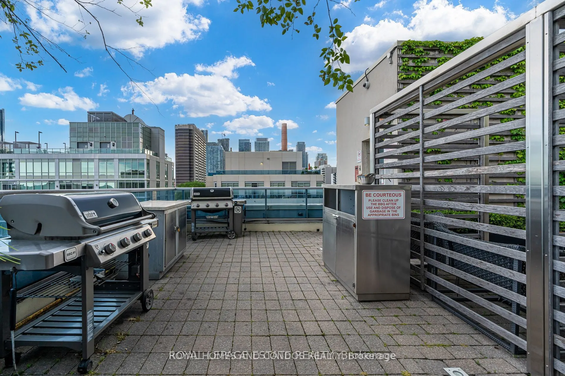 150 Homewood Avenue, #L 303
