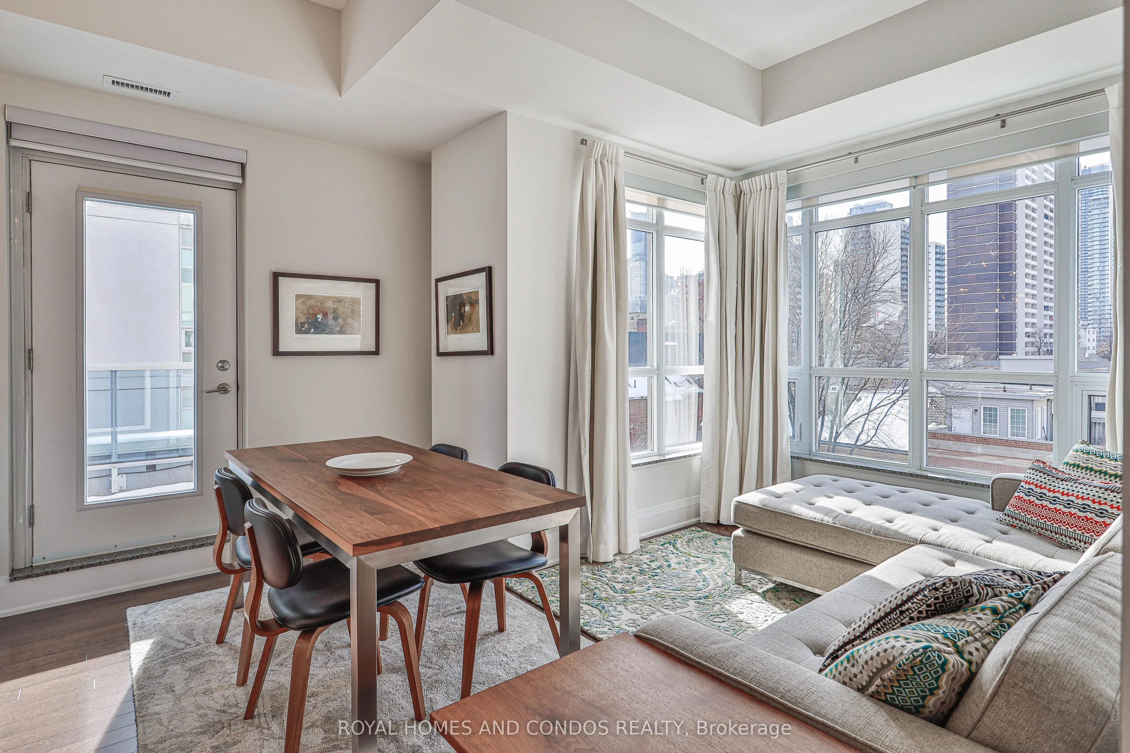 150 Homewood Avenue, #L 303
