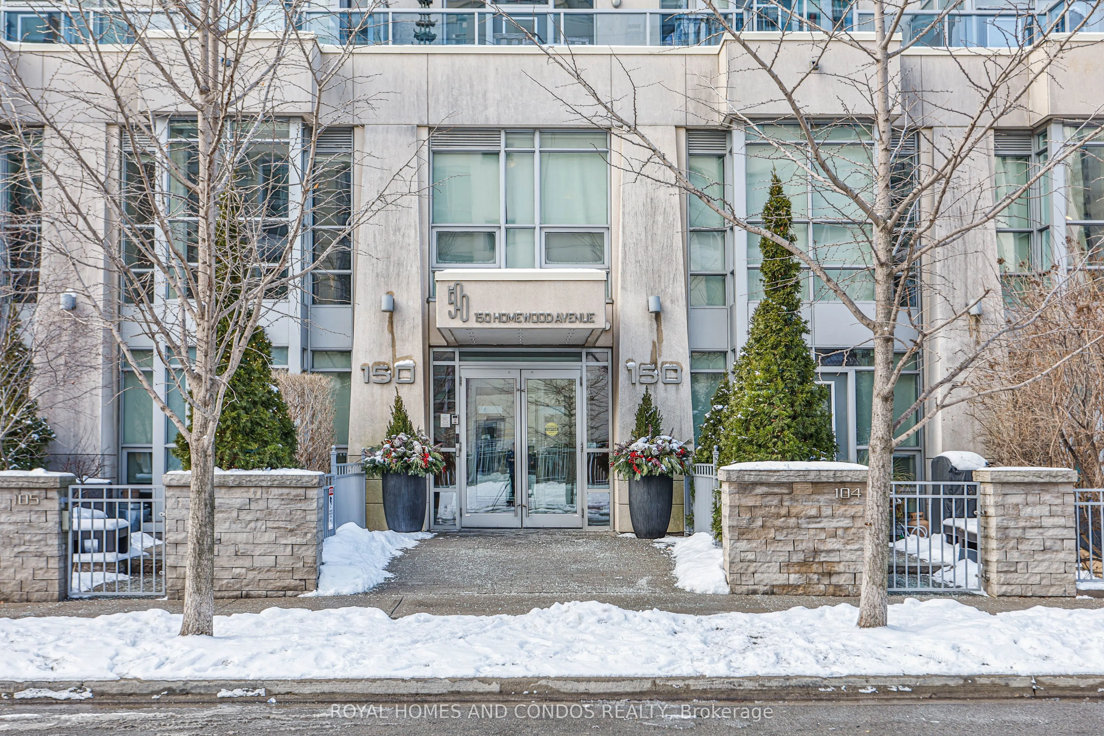 150 Homewood Avenue, #L 303