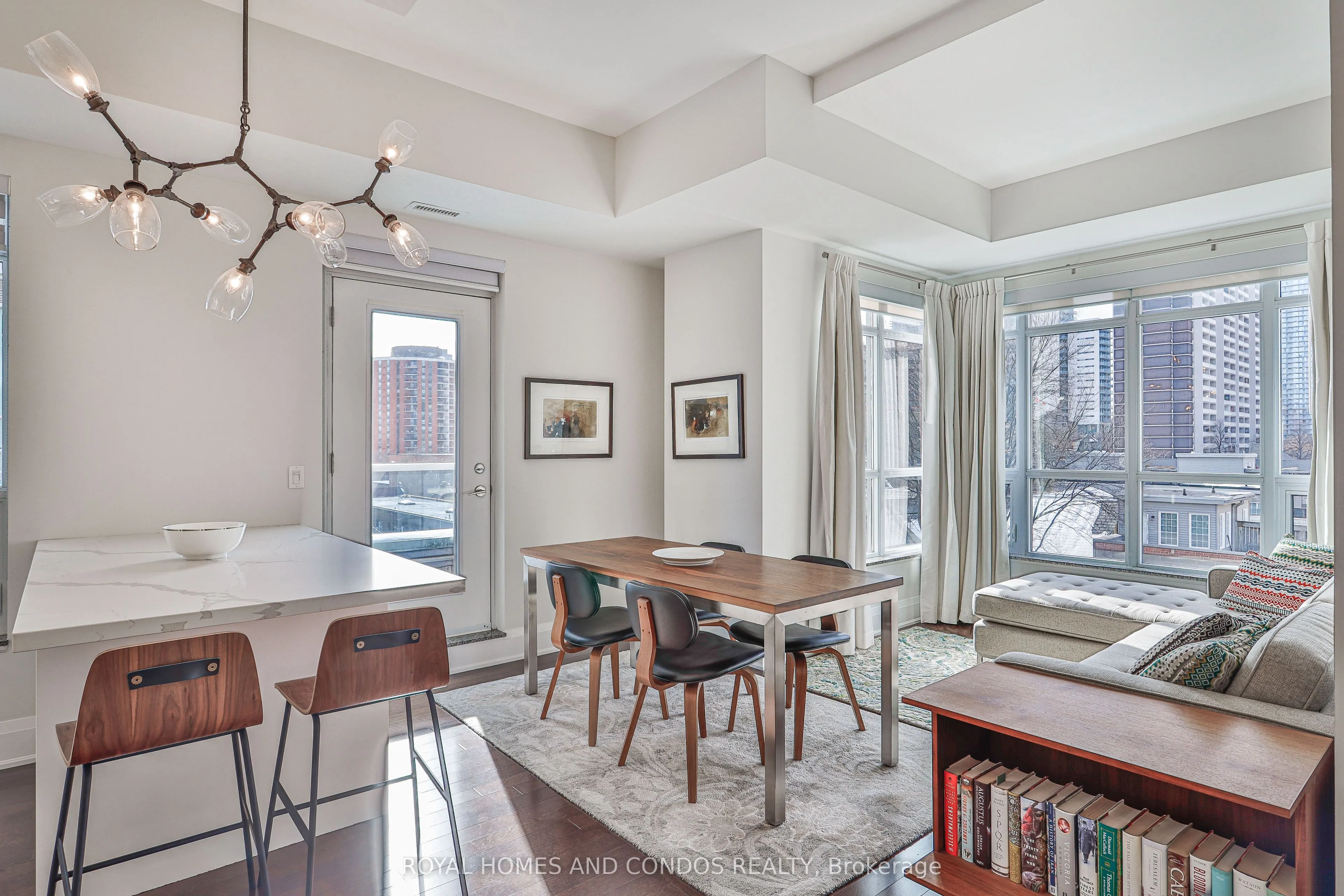150 Homewood Avenue, #L 303