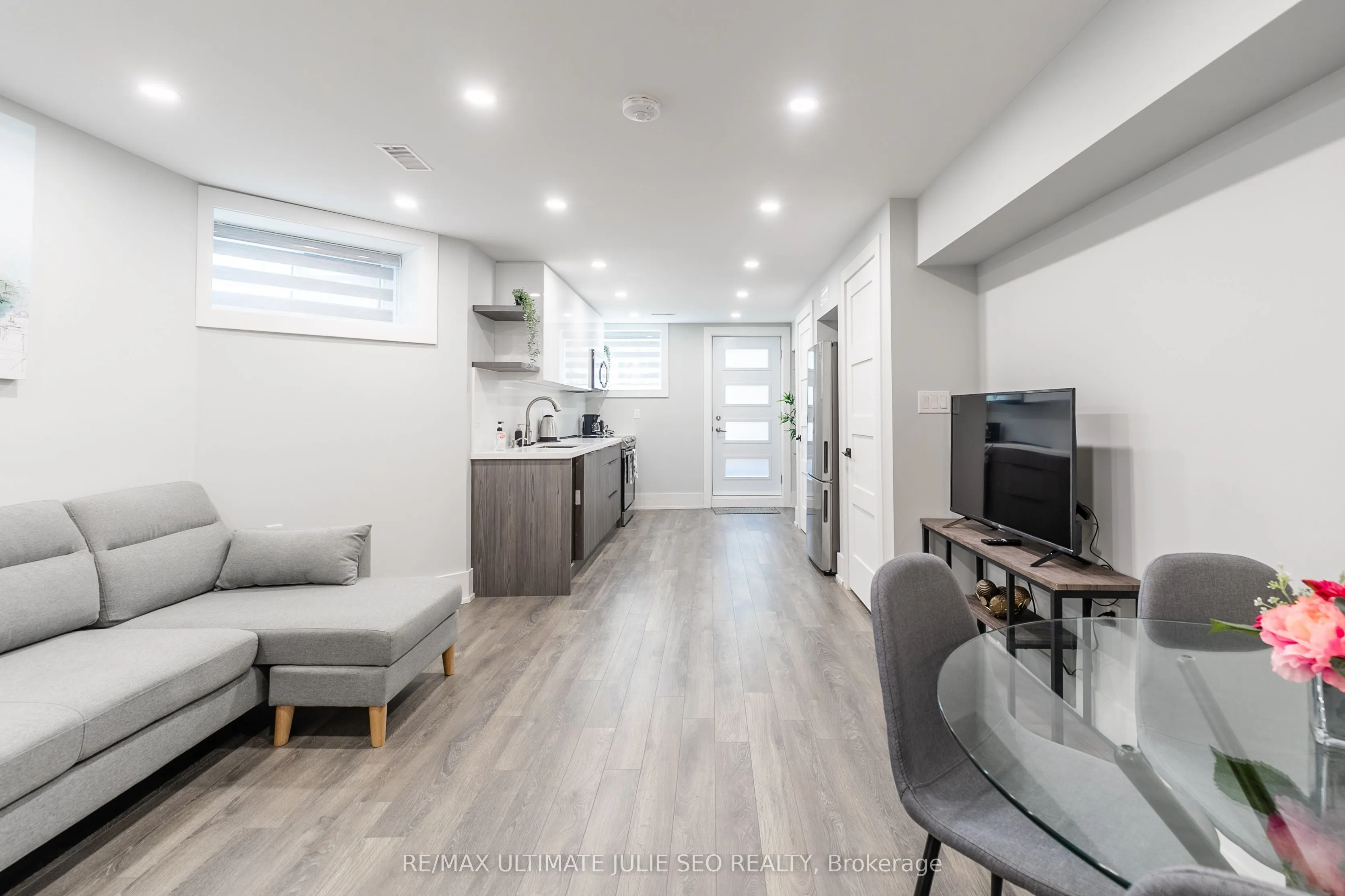 223 Manning Avenue