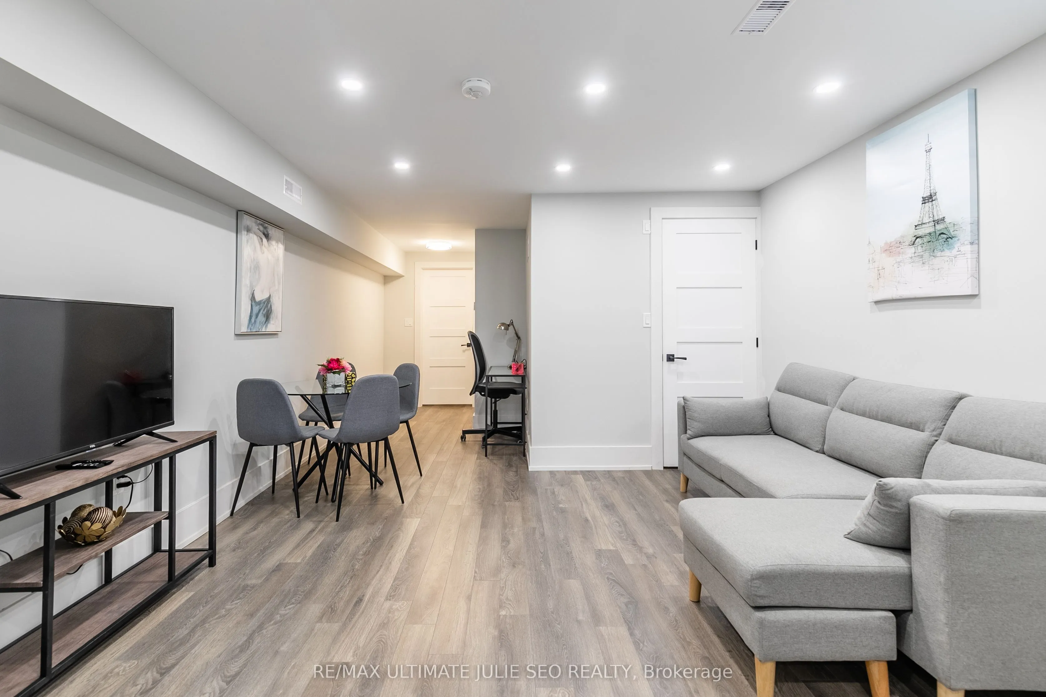 223 Manning Avenue