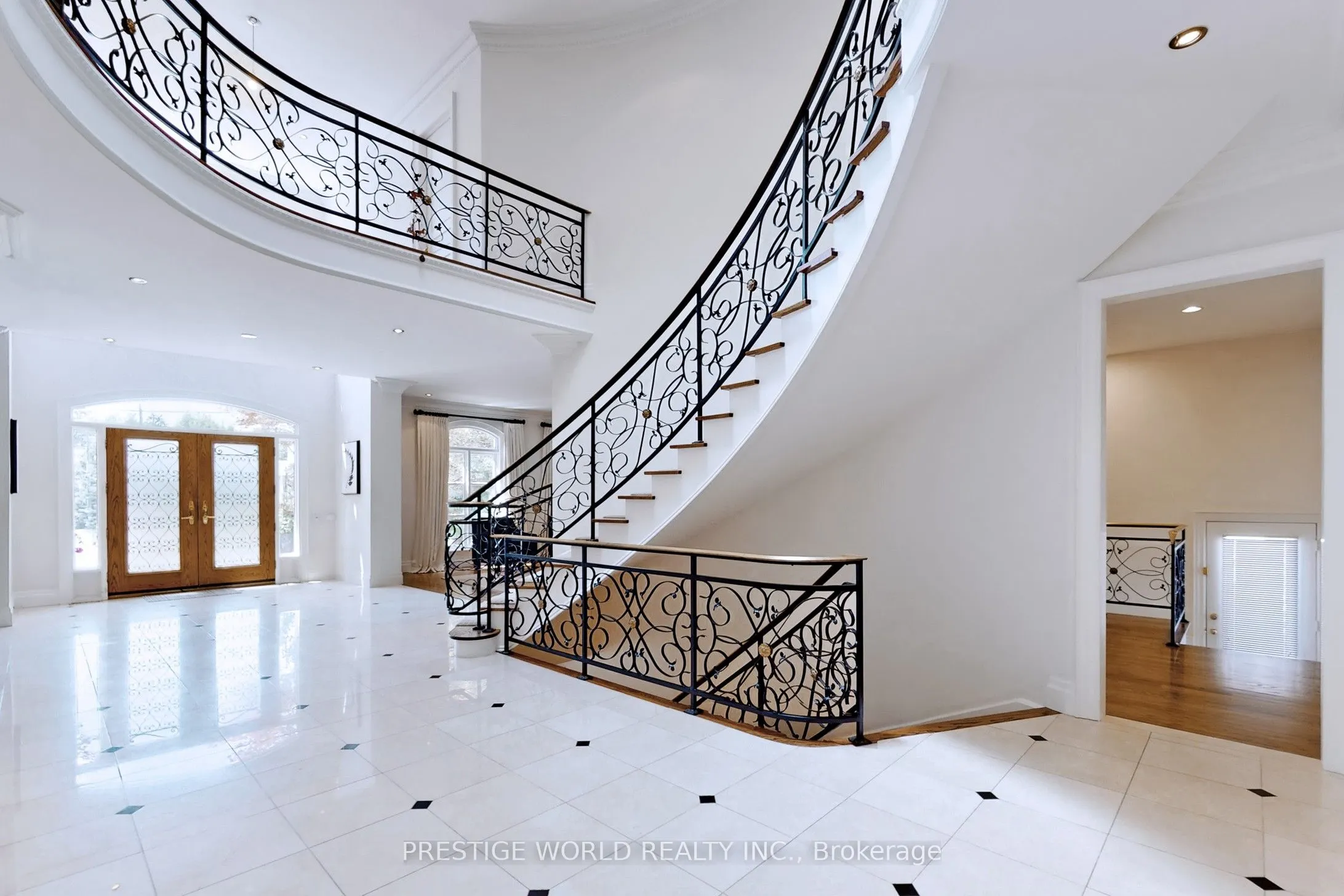 37 Rollscourt Drive