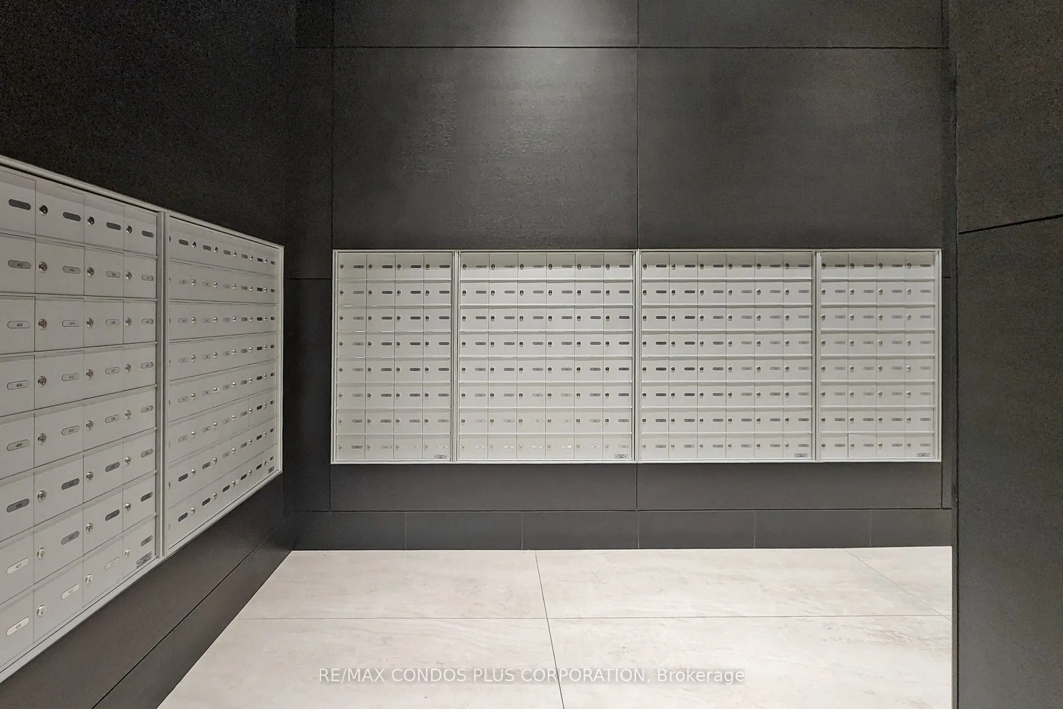 2221 Yonge Street, #2006