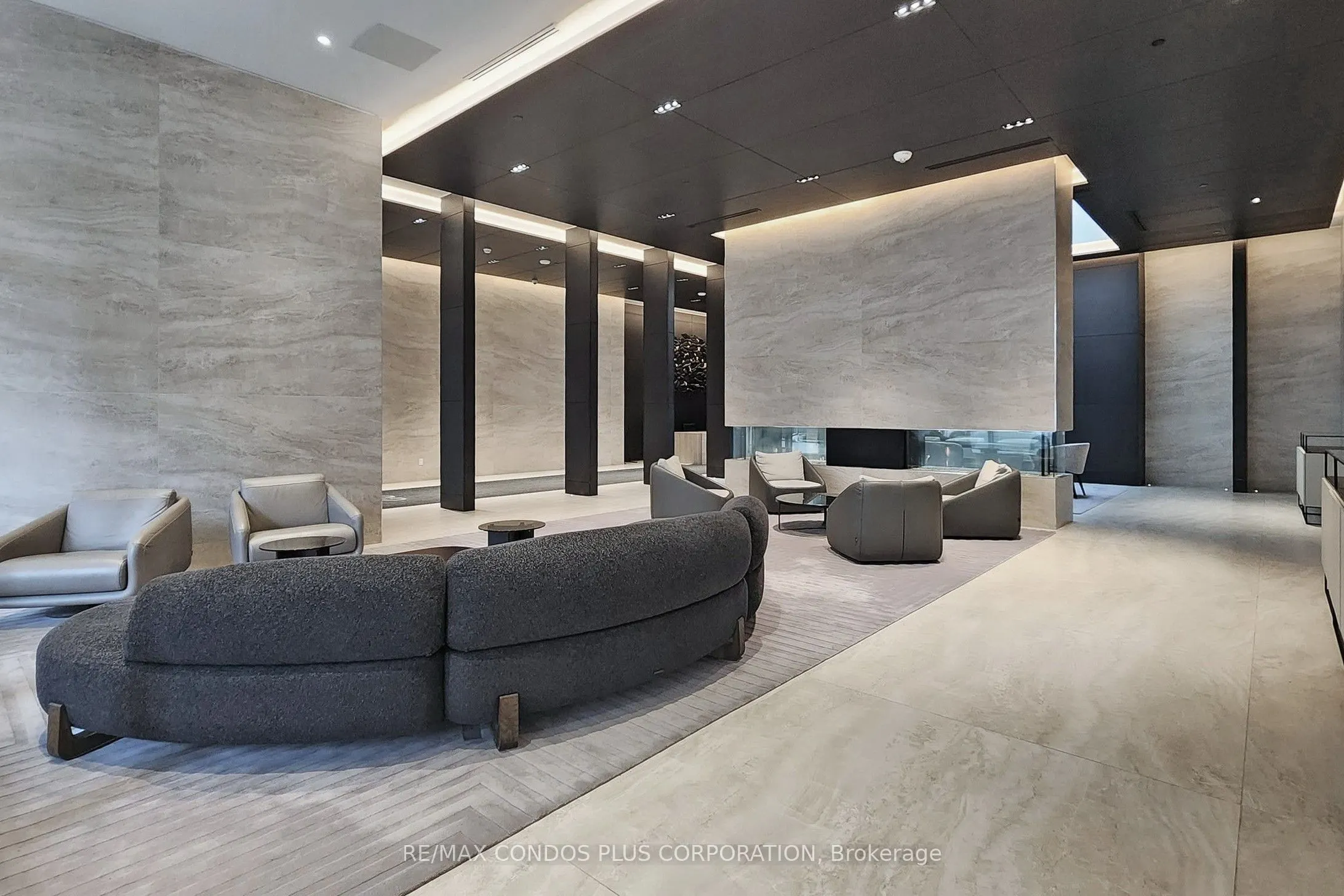 2221 Yonge Street, #2006