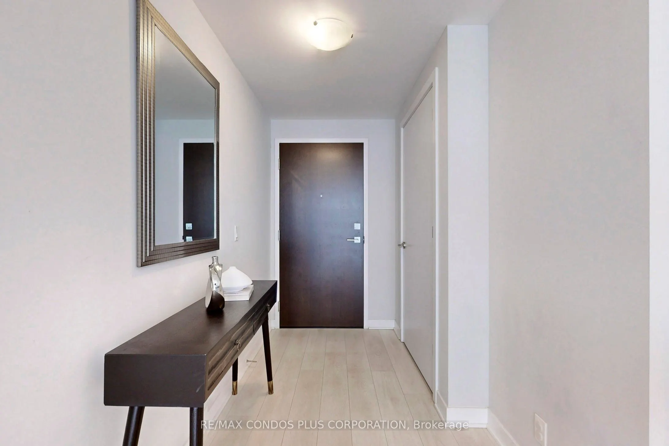 2221 Yonge Street, #2006