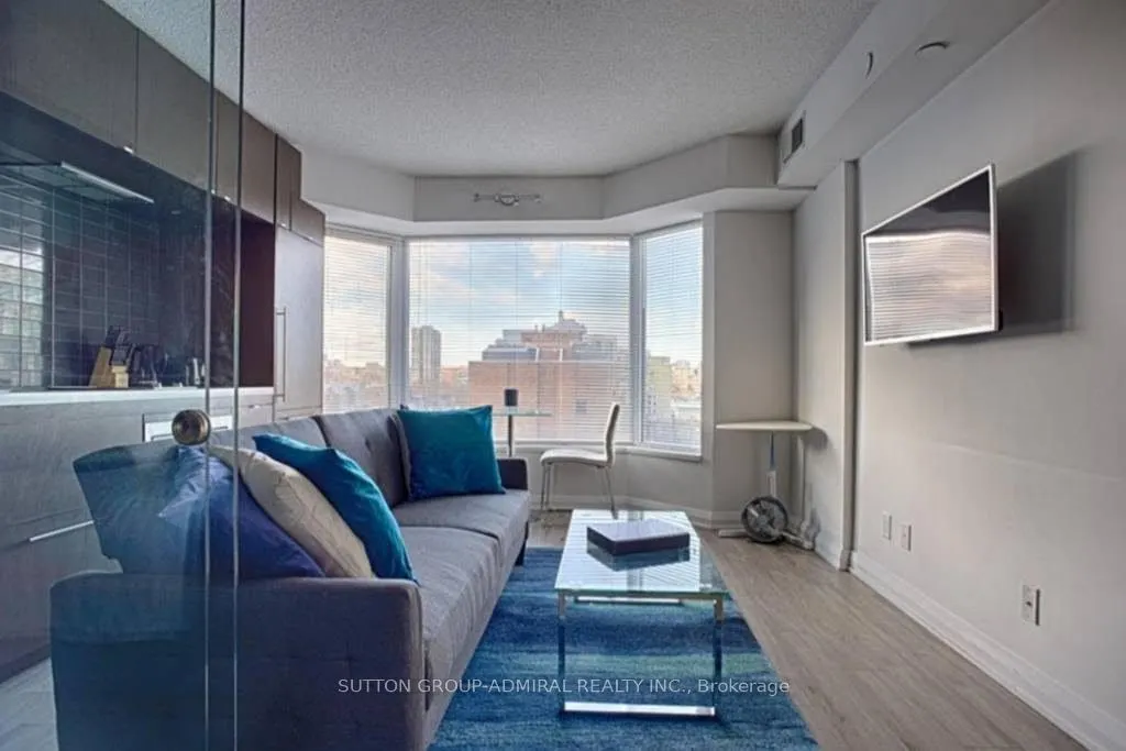 155 Yorkville Avenue, #701