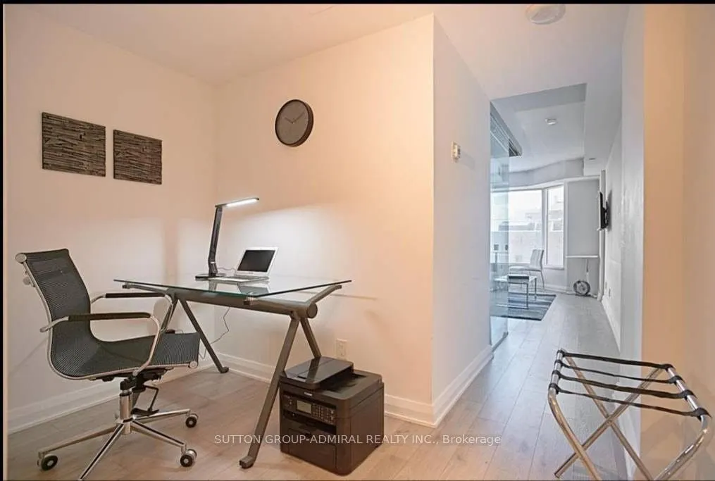 155 Yorkville Avenue, #701
