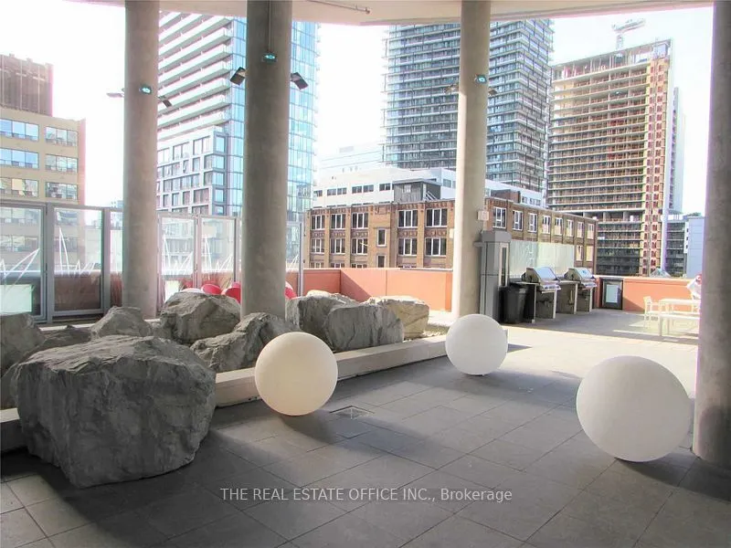21 Widmer Street, #1805