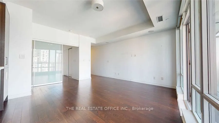 21 Widmer Street, #1805