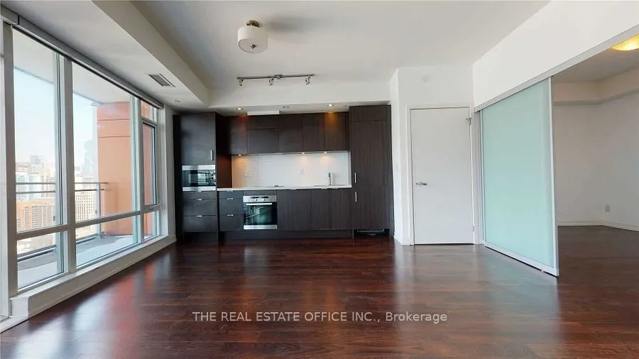 21 Widmer Street, #1805