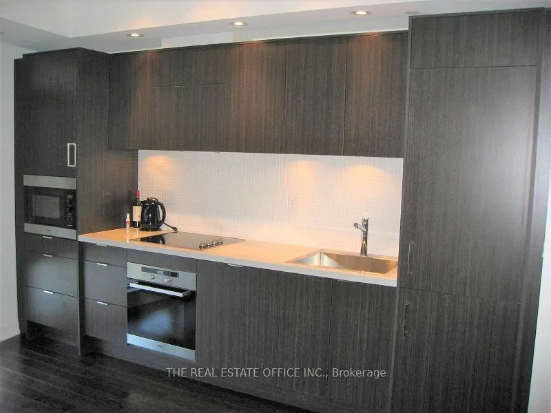 21 Widmer Street, #1805