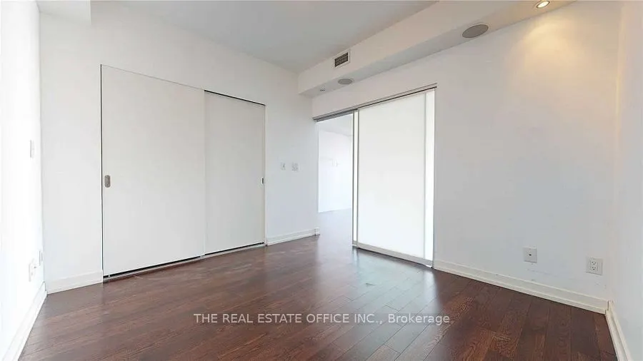 21 Widmer Street, #1805