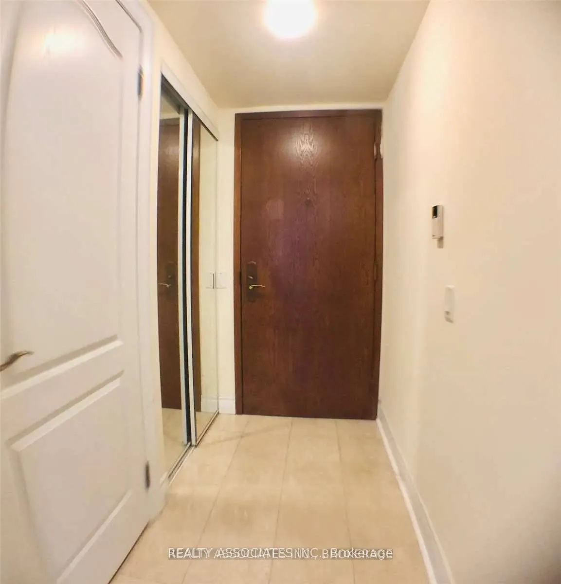 2 Clairtrell Road, #815