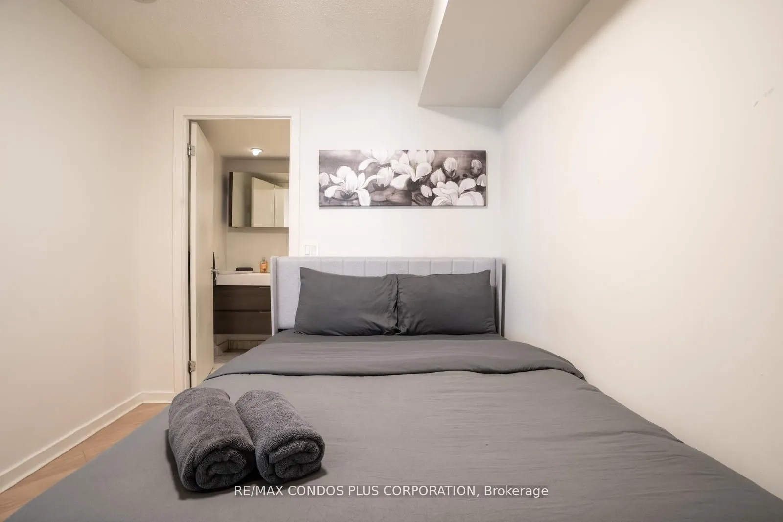 208 Queens Quay W, #603