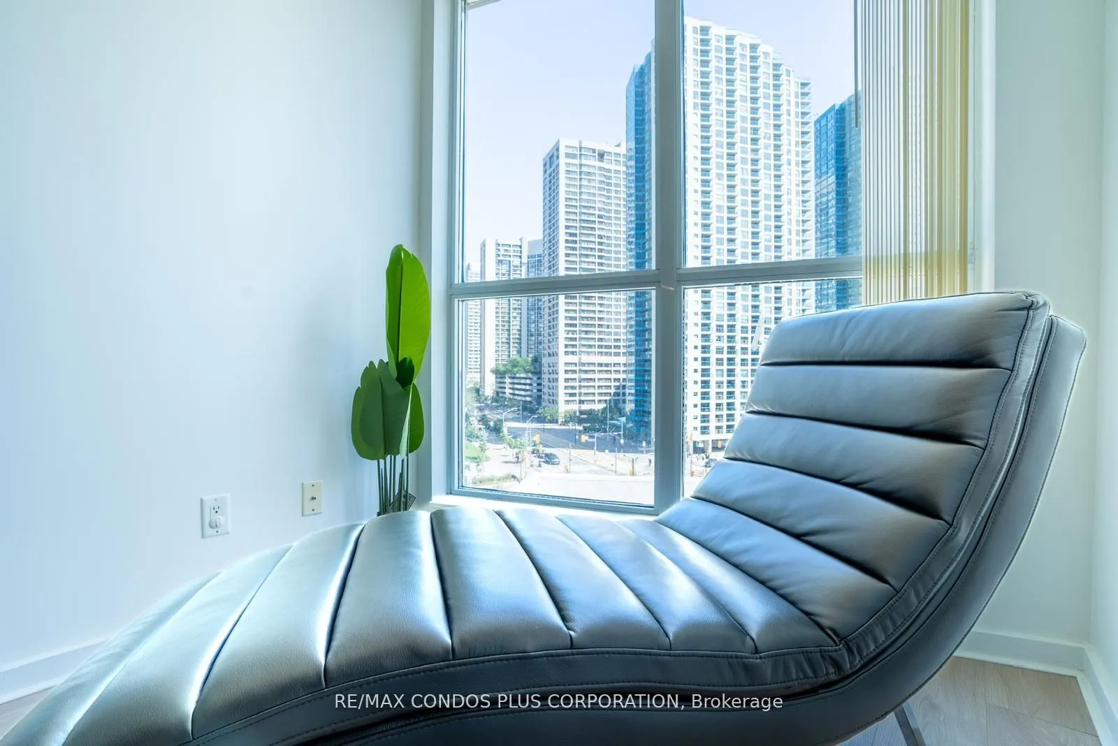 208 Queens Quay W, #603