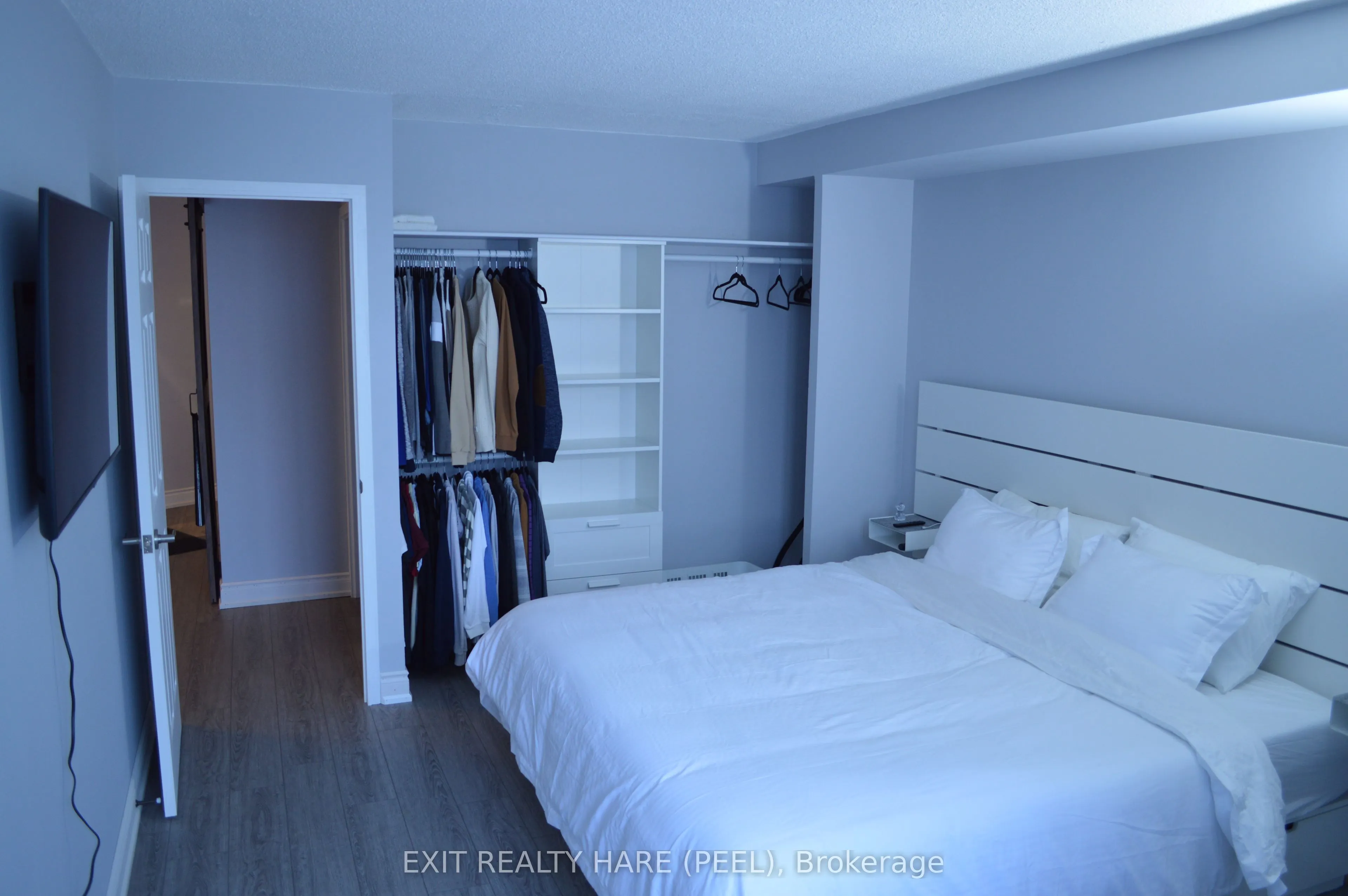250 Queens Quay W, #1108