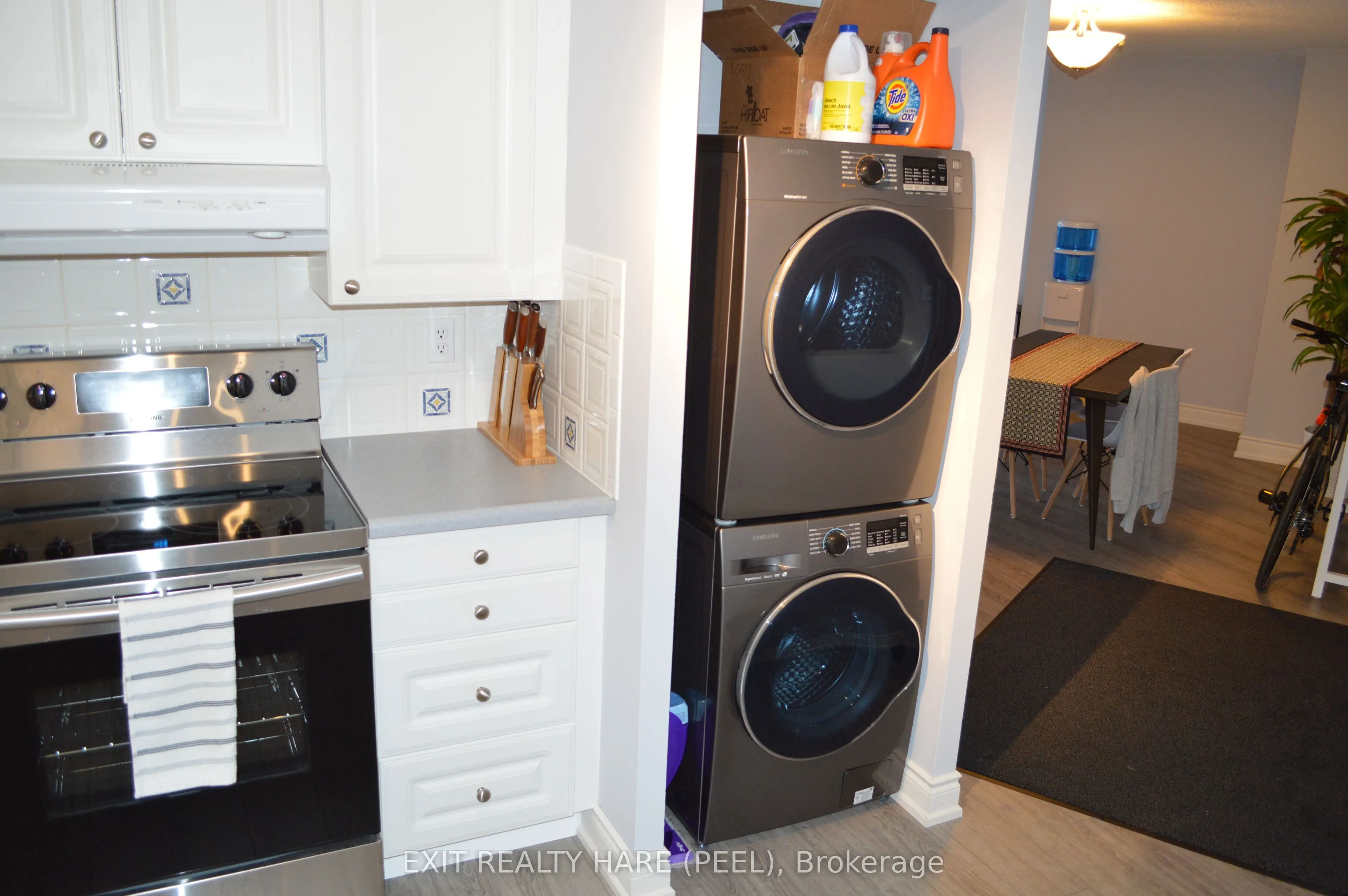 250 Queens Quay W, #1108