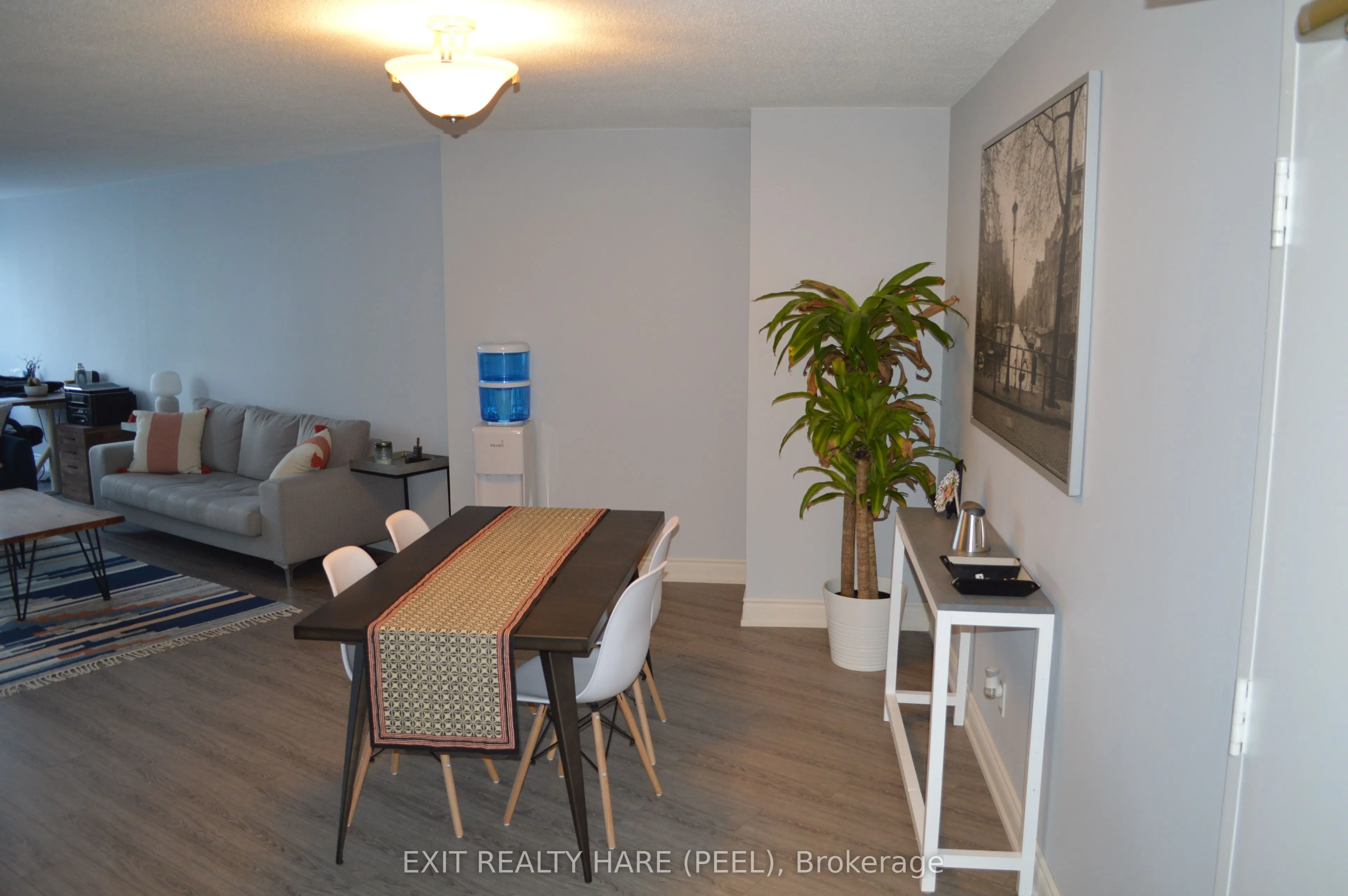250 Queens Quay W, #1108