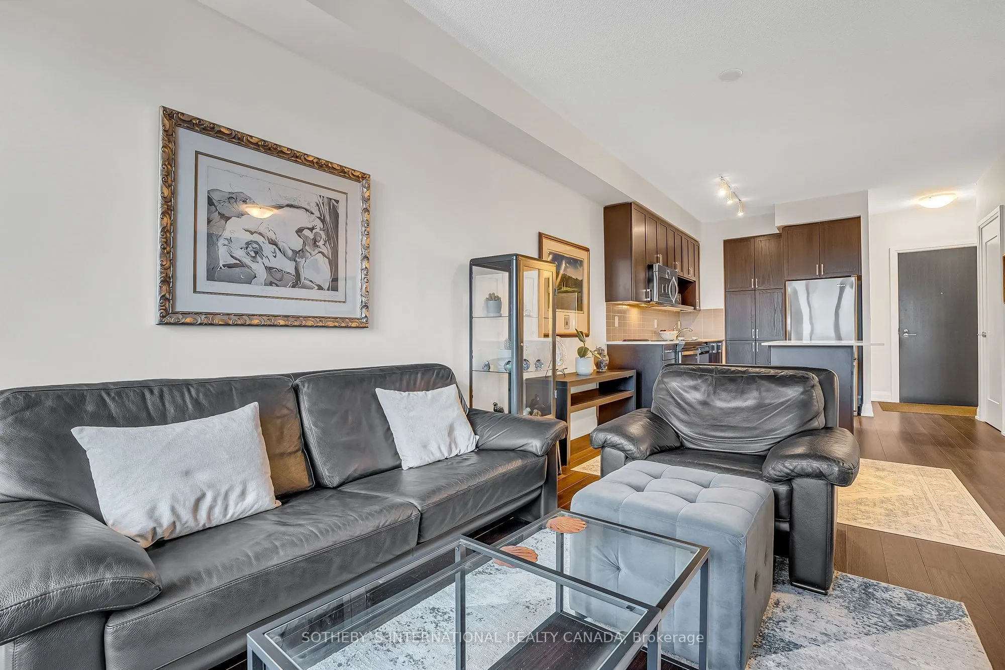 18 Graydon Hall Drive, #1404