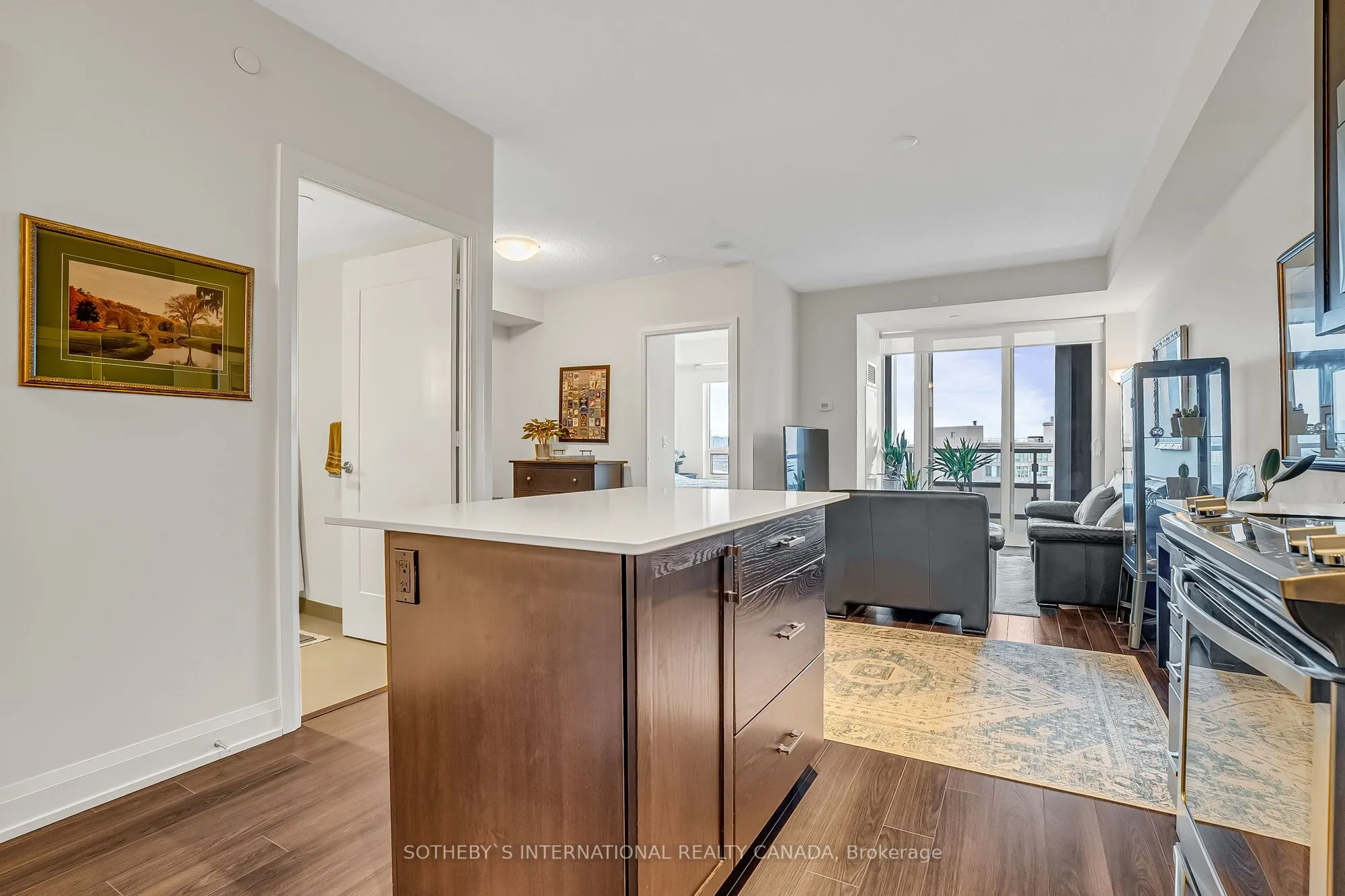 18 Graydon Hall Drive, #1404
