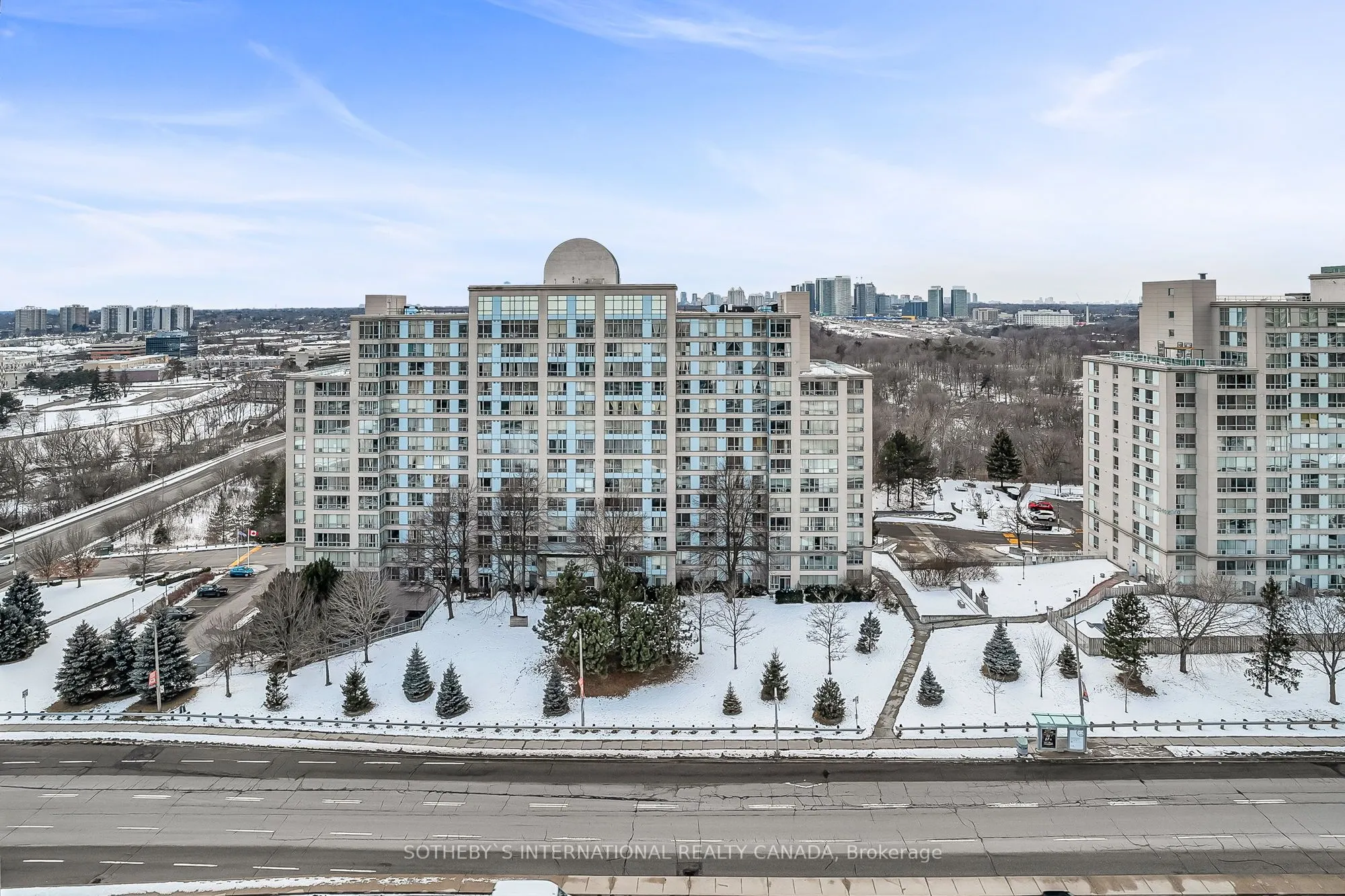 18 Graydon Hall Drive, #1404