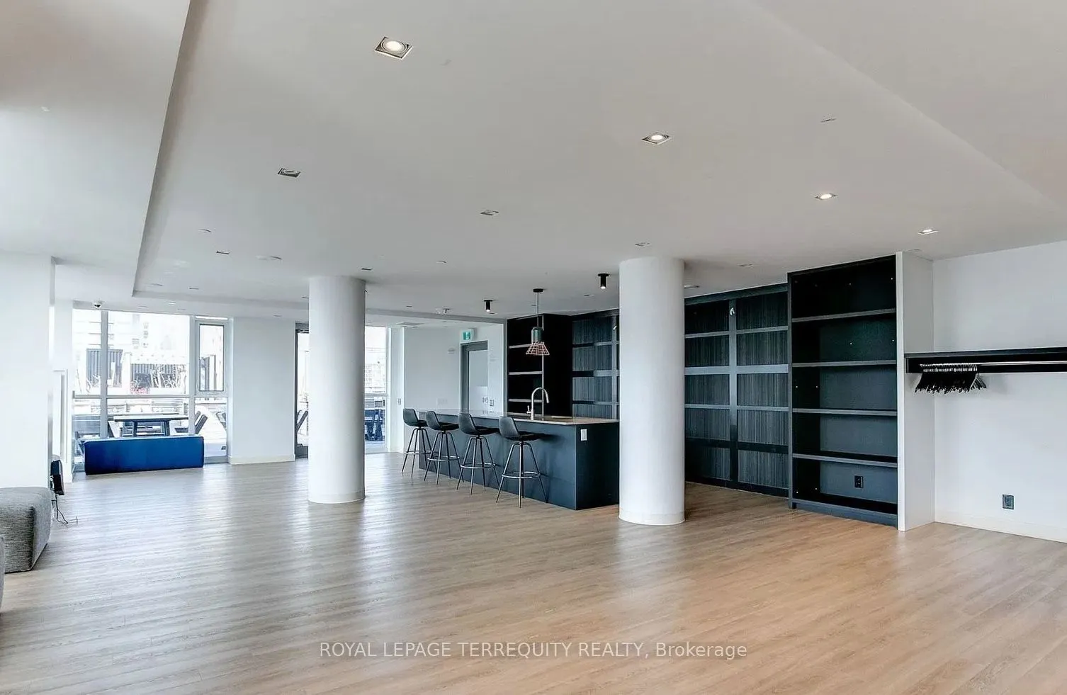 120 Parliament Street, #421