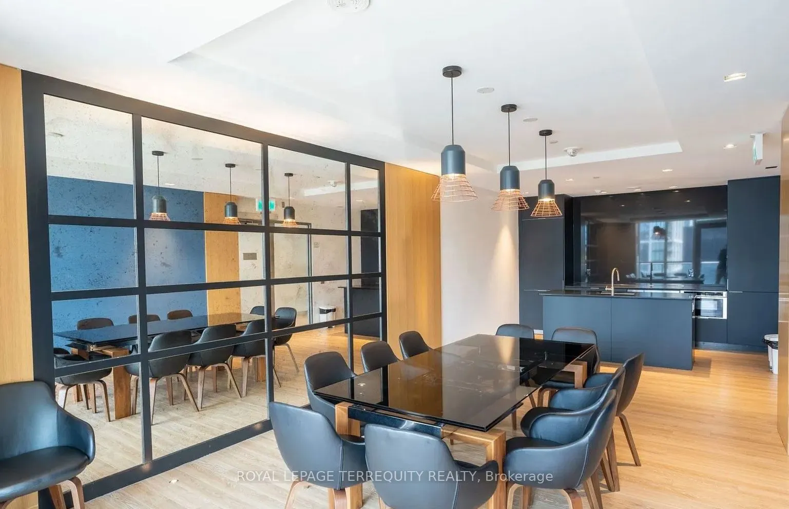 120 Parliament Street, #421