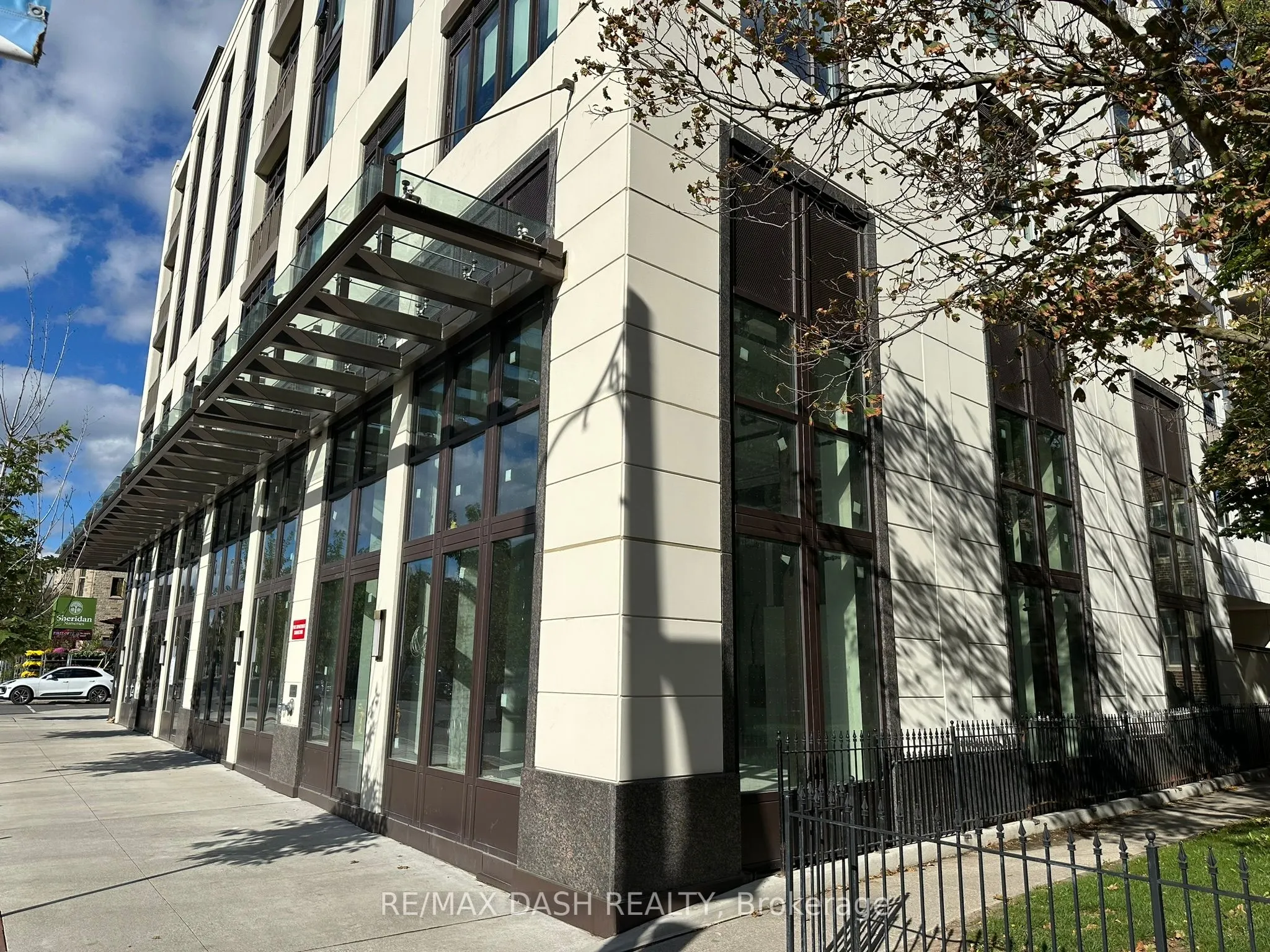 2781 Yonge Street, #B