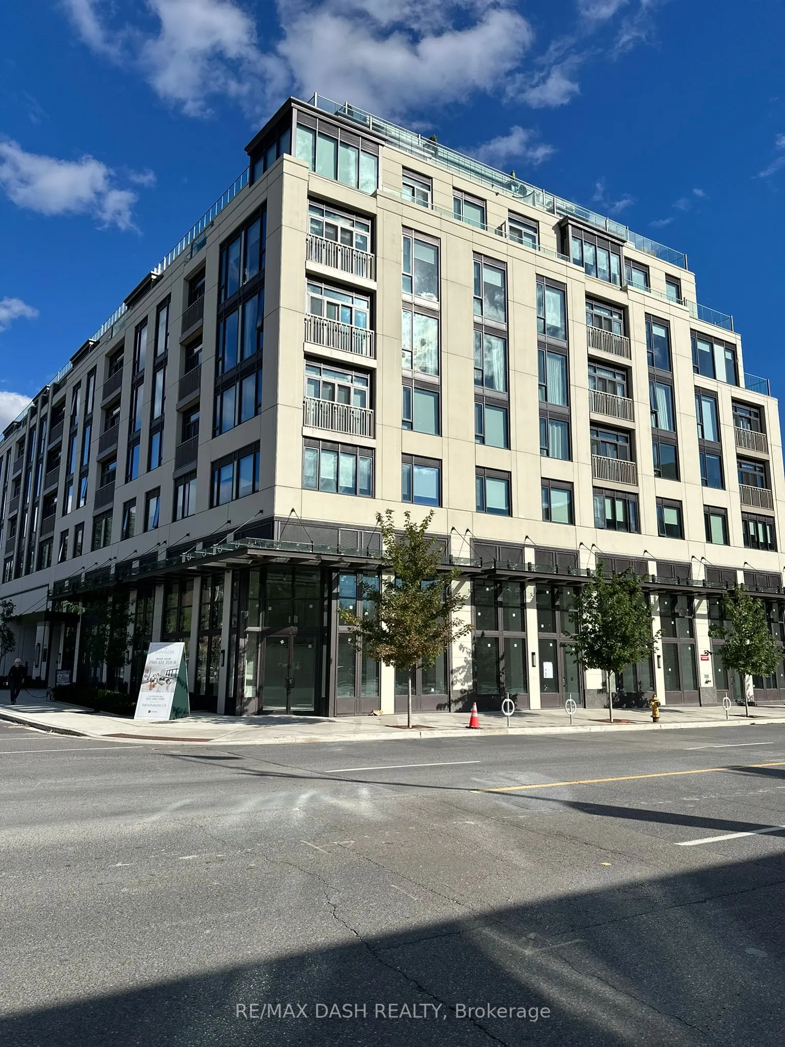 2781 Yonge Street, #B