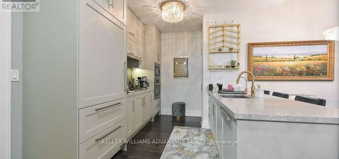 29 Queens Quay E, #616