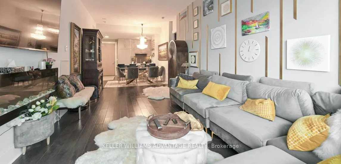 29 Queens Quay E, #616