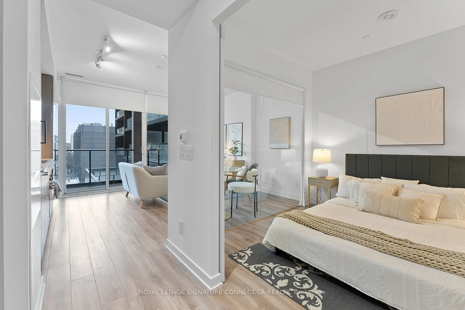 20 Edward Street, #517