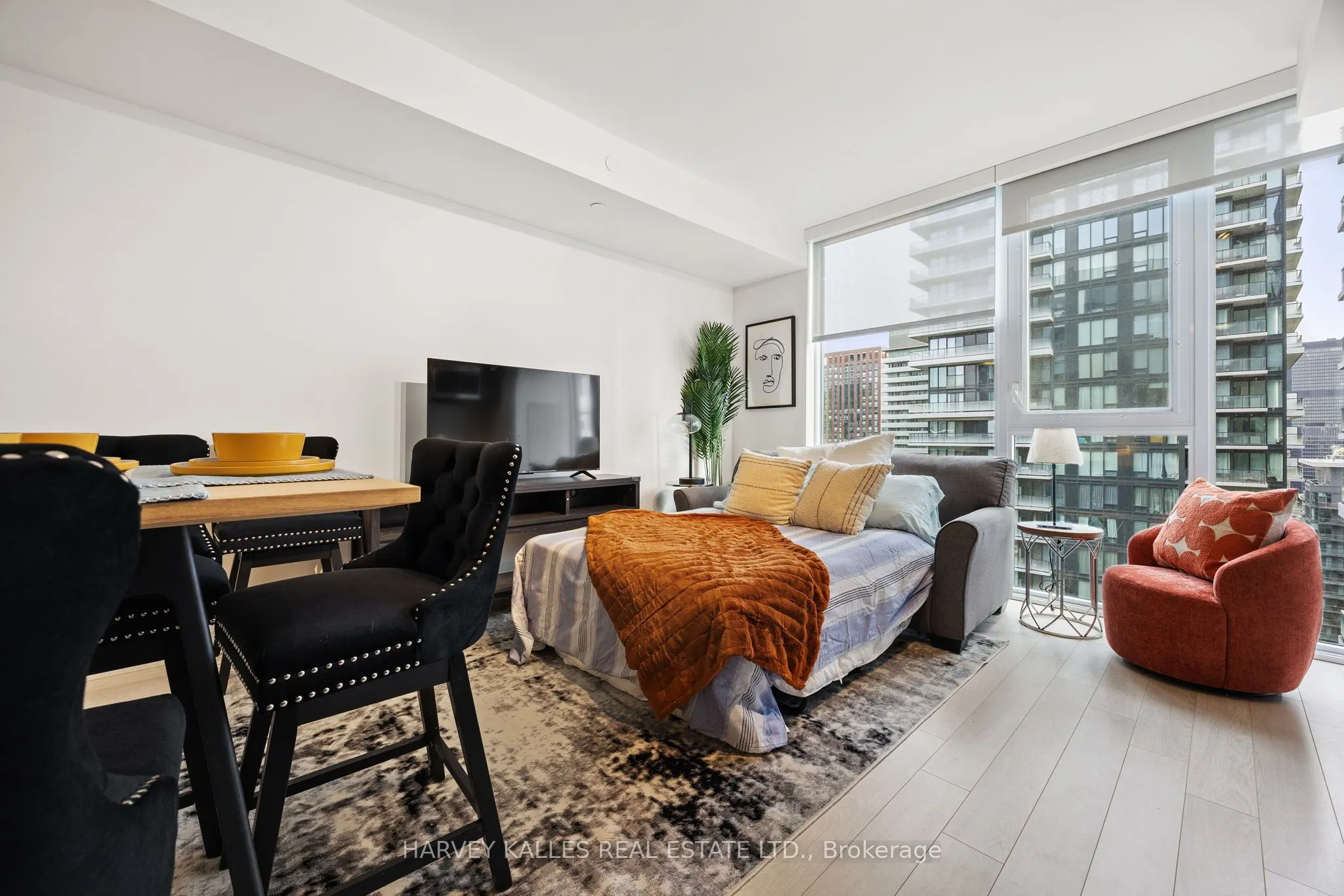 357 King Street W #3507