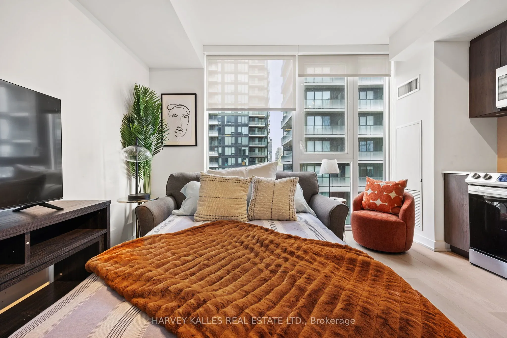 357 King Street W #3507