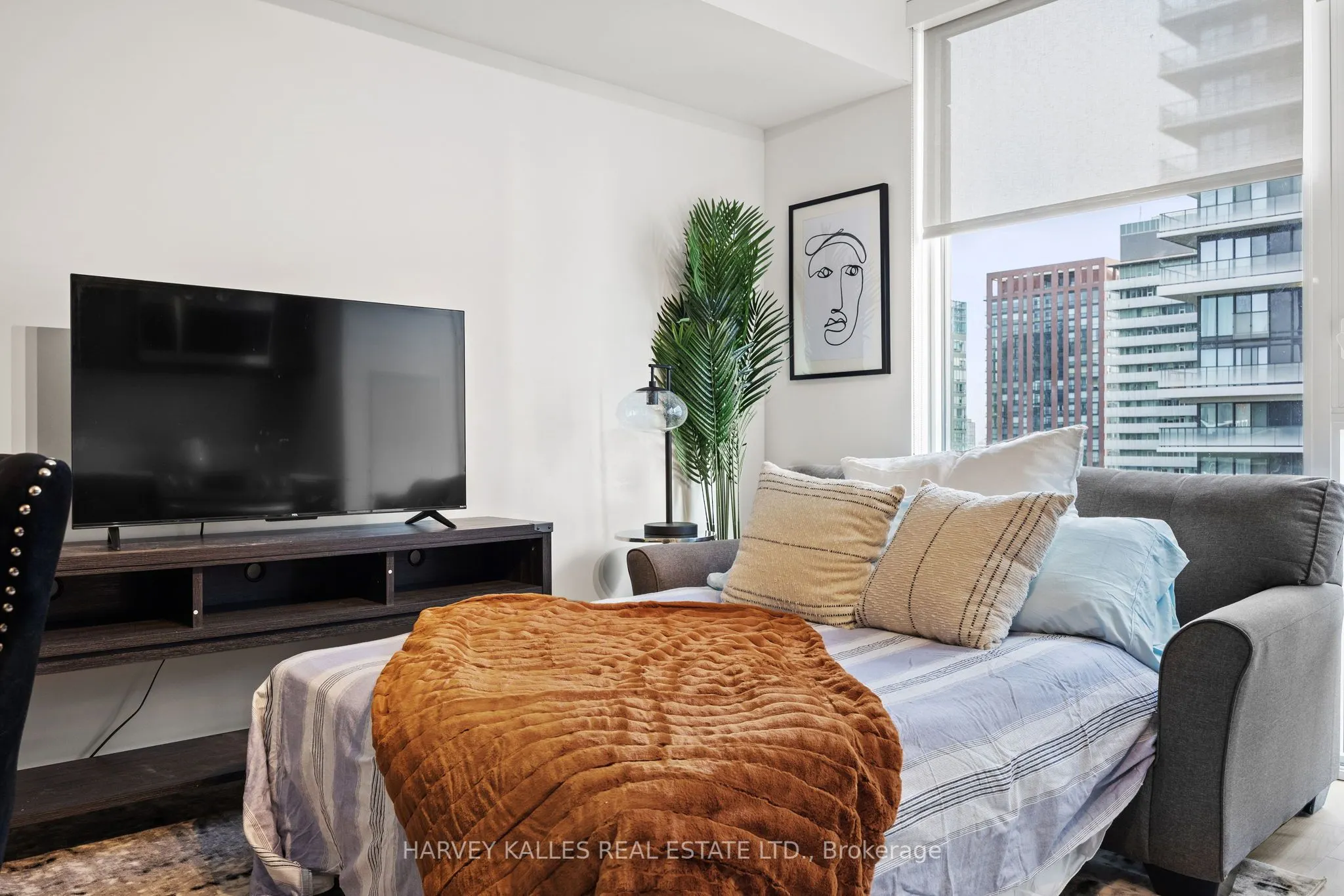 357 King Street W #3507