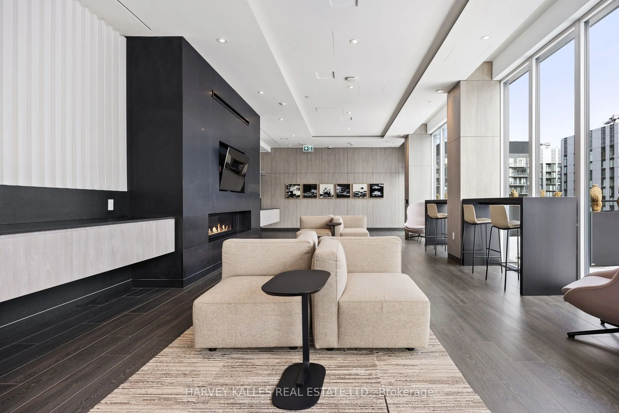 357 King Street W #3507