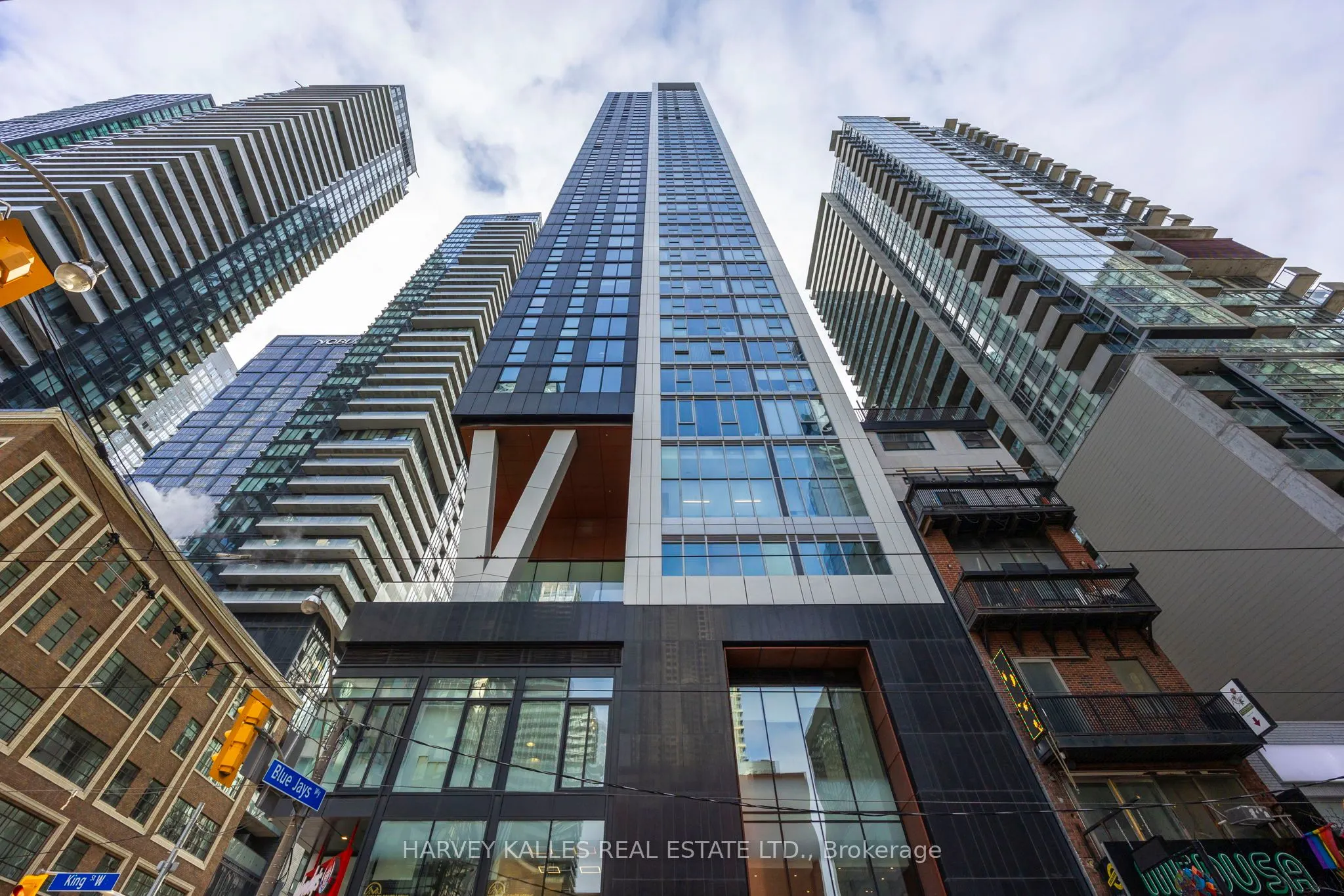 357 King Street W #3507