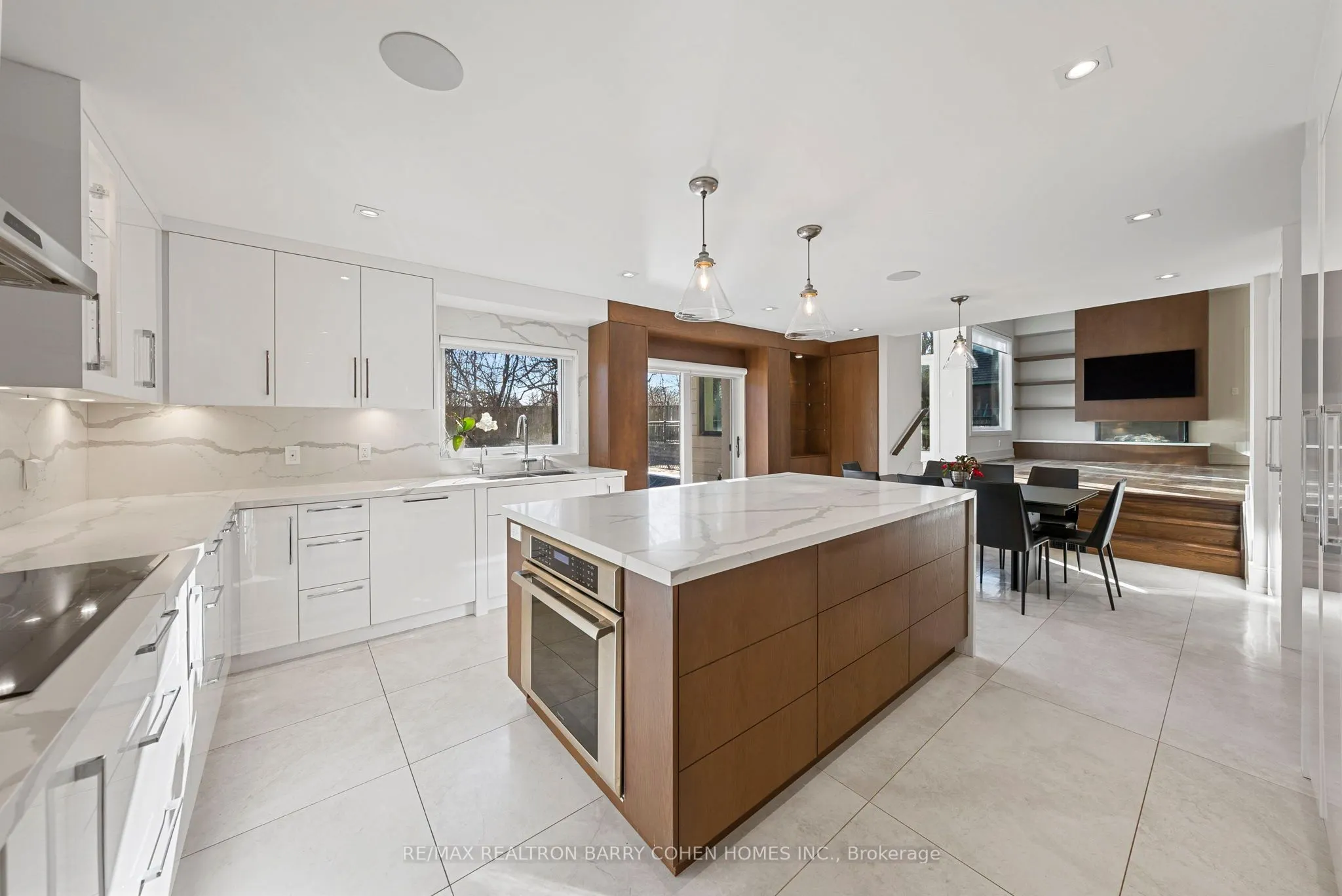 41 Suncrest Drive