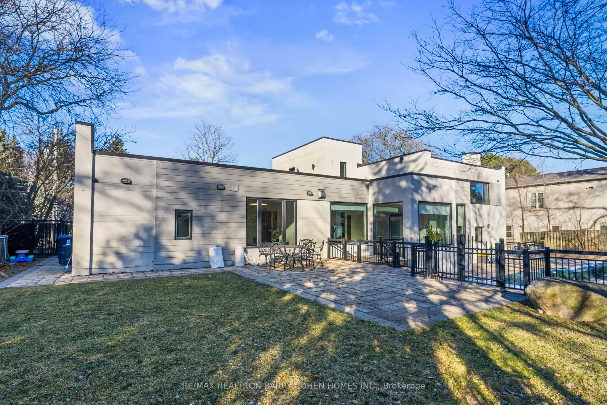 41 Suncrest Drive