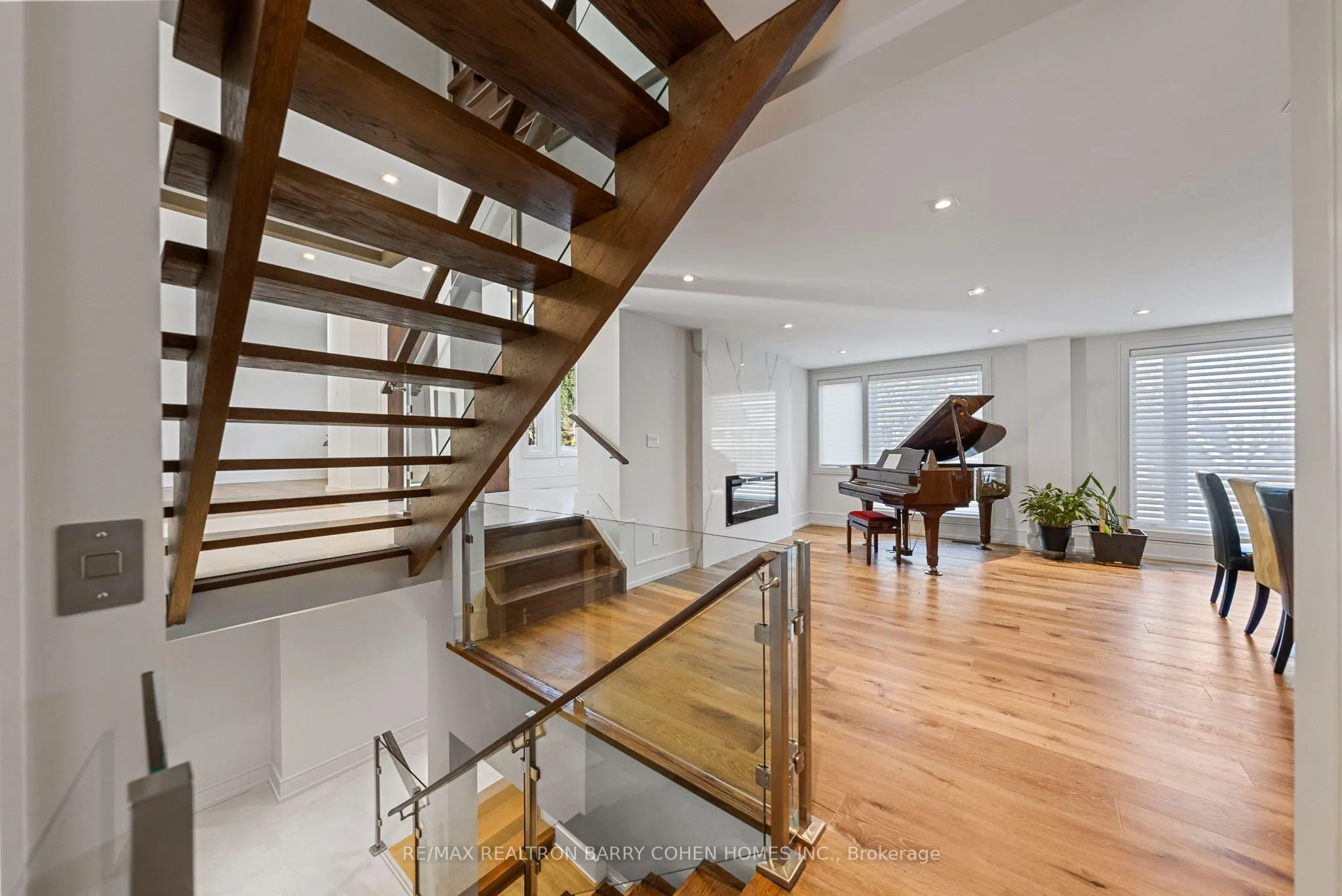 41 Suncrest Drive